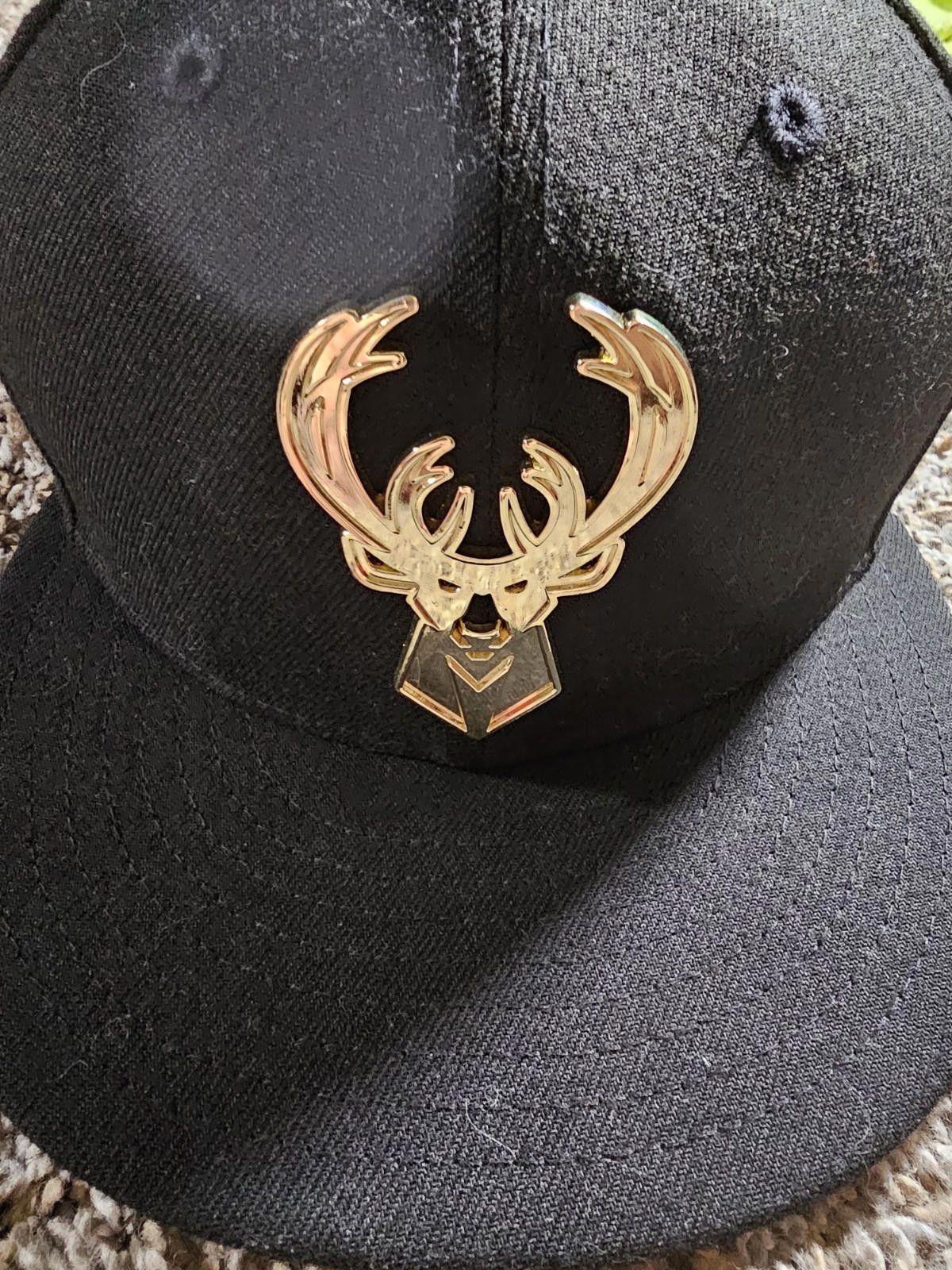 New Era New Era Black Milwaukee Bucks Black & GOLD Logo 9FIFTY Size ONE SIZE - 3 Thumbnail