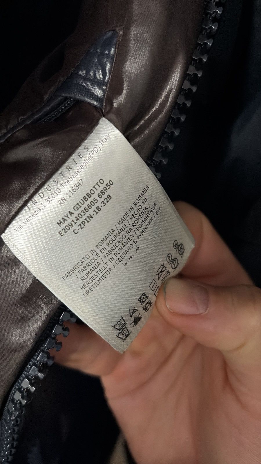 Moncler Moncler Maya Jacket Size US S / EU 44-46 / 1 - 10 Thumbnail