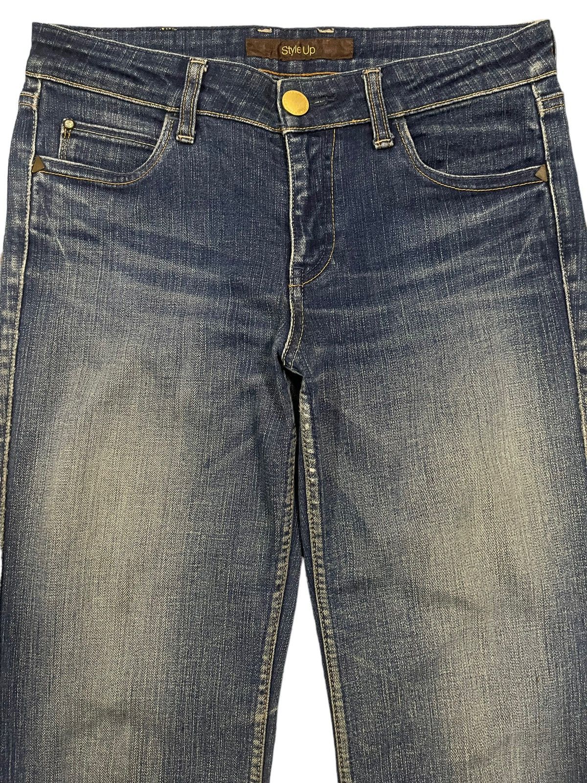 Uniqlo Vintage Japanese Uniqlo Blue Wash Style Flare Jeans Size US 29 - 3 Thumbnail