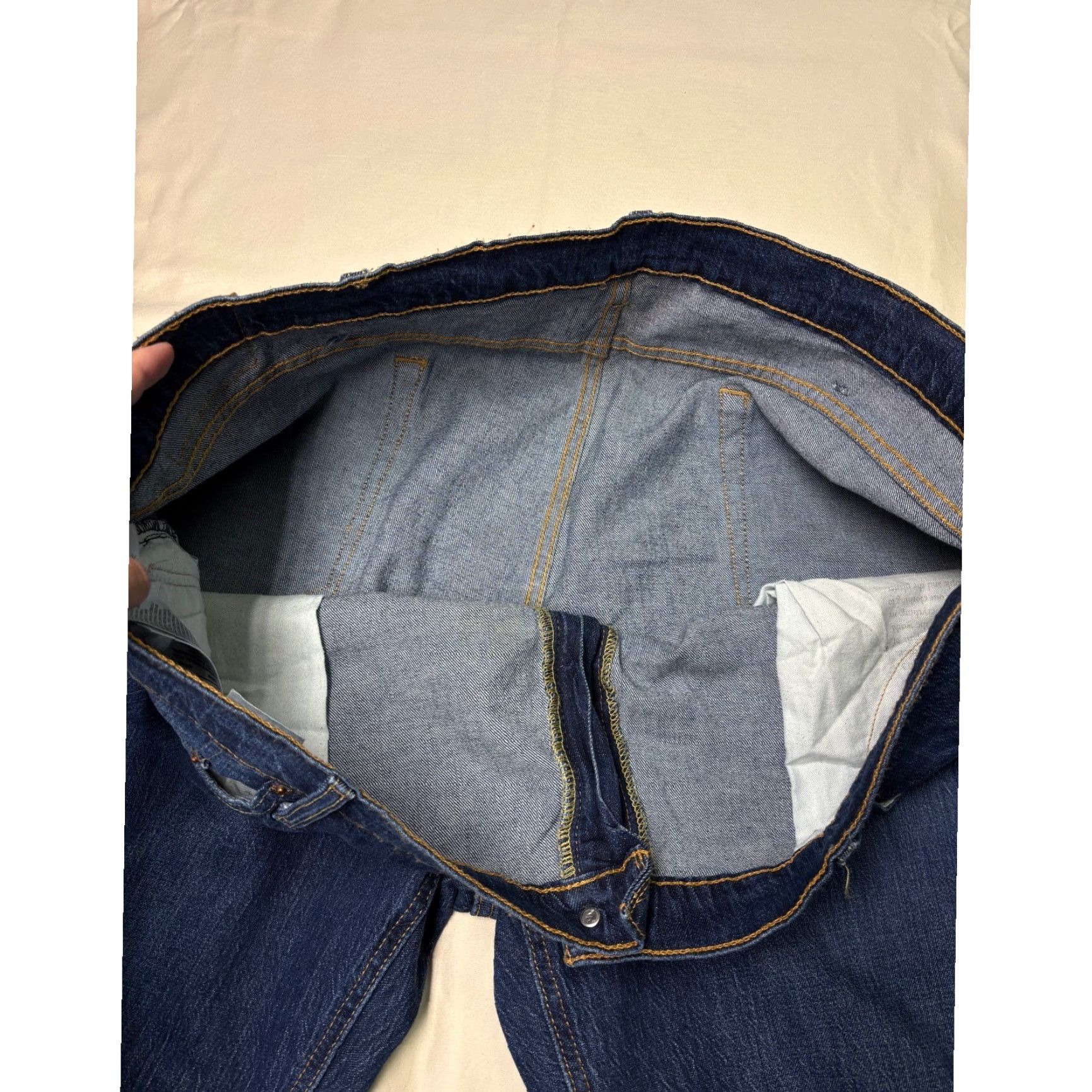Vintage Levi Strauss 541 Athletic Fit Jeans Dark Wash Mens W46 L30 Straight 5-Pocket Denim Cotton Polyester Blend Vintage No Size US 32 / EU 48 - 4 Thumbnail
