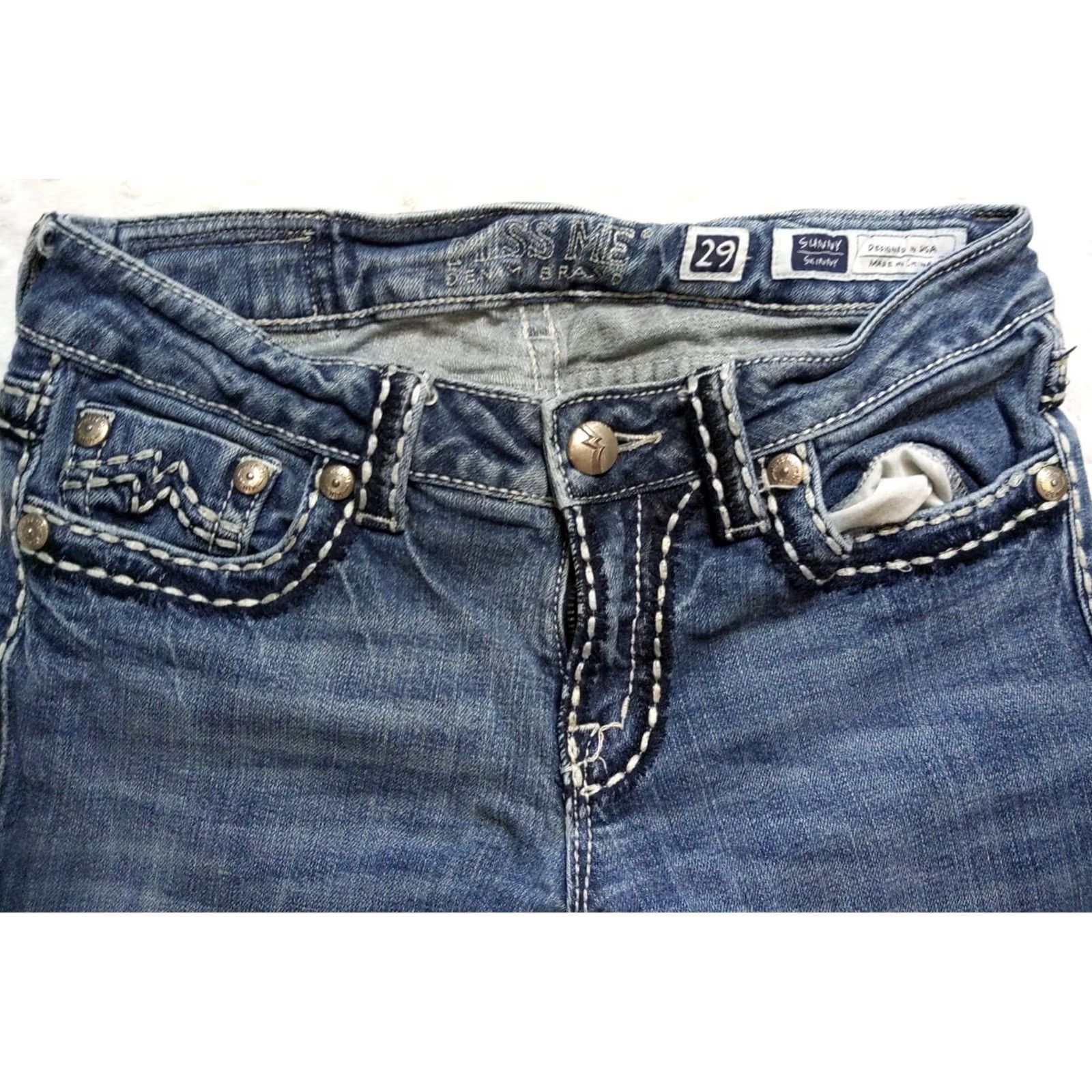 Miss Me Miss Me Signature Sunny Skinny Jeans Womens Blue 29x27 Denim Embroidered Rhinestone Medium Wash 5-Pocket Distressed Low Rise Regular Fit Pants Size 29" - 4 Thumbnail