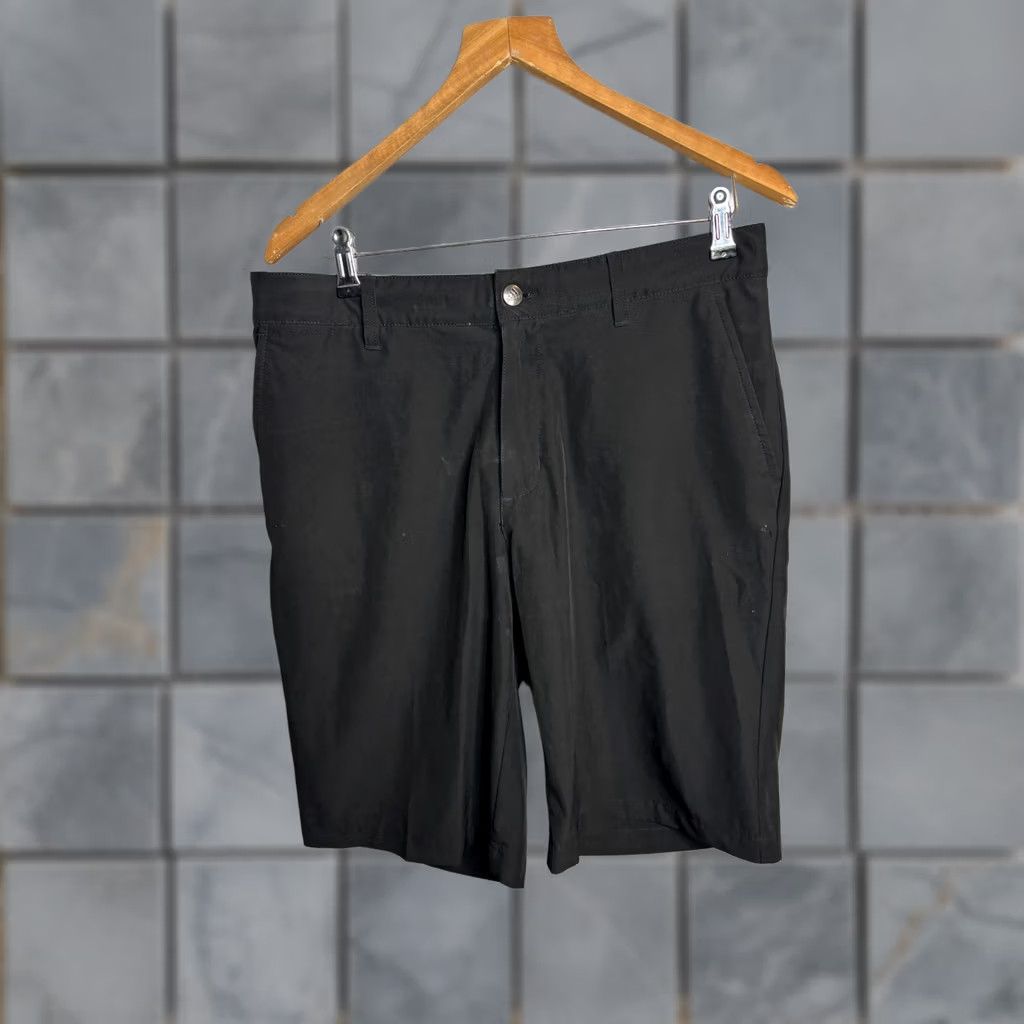 Adidas Adidas Golf Shorts Mens 32 Black Five Pocket Flat Front Chino 5895 Size US 32 / EU 48 - 1 Thumbnail