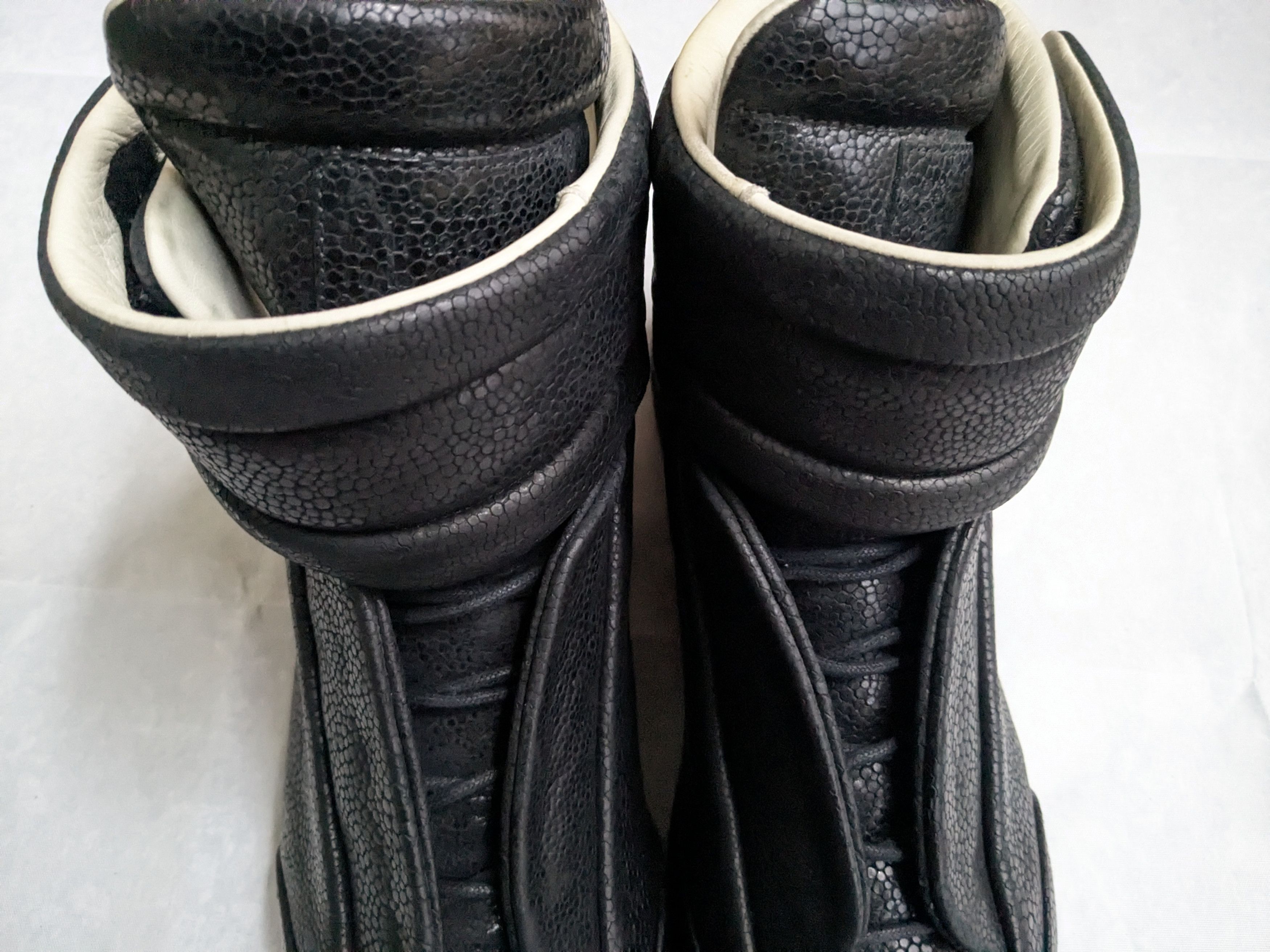 Maison Margiela Maison Margiela Future Black 11 44 High Tops Leather Size US 11 / EU 44 - 2 Thumbnail