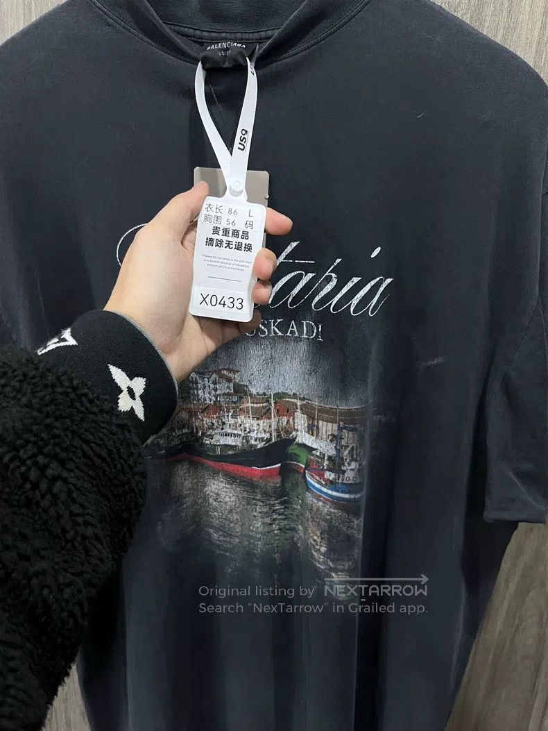 Balenciaga Balenciaga Night view letter print round neck short sleeve Size US S / EU 44-46 / 1 - 9 Thumbnail