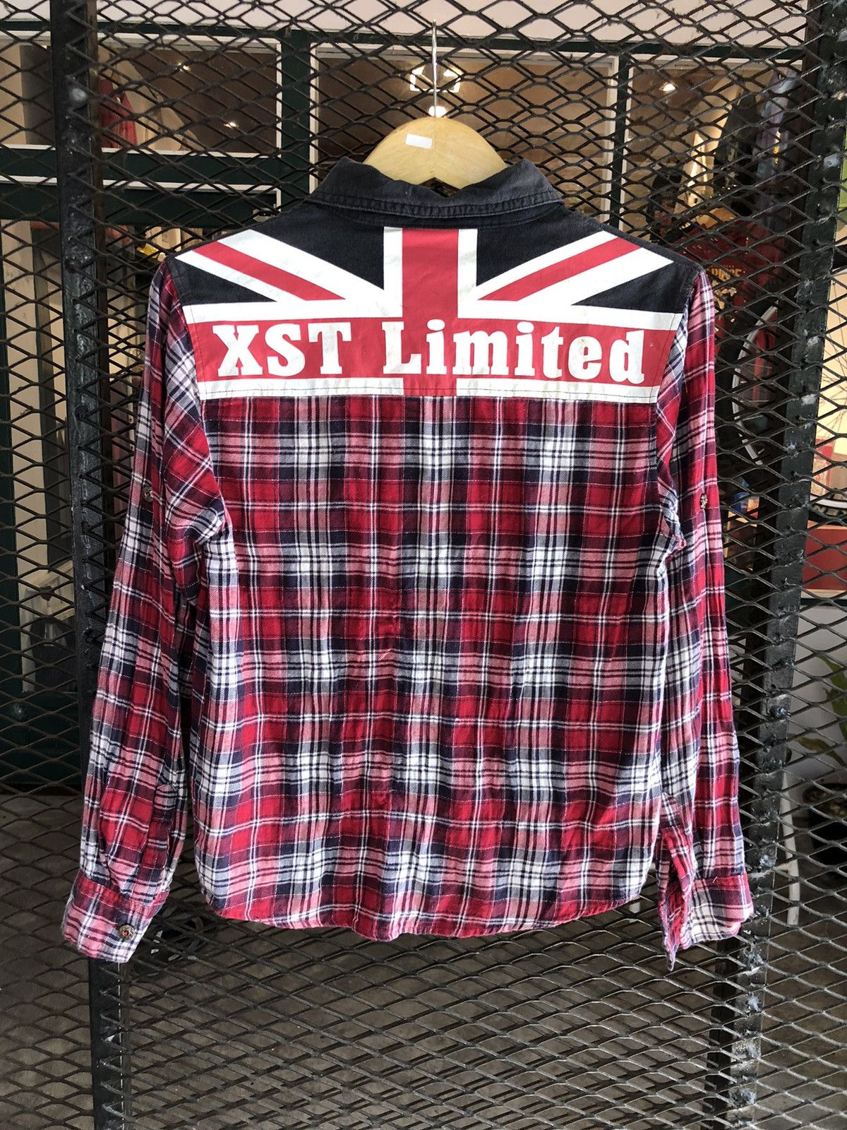 If Six Was Nine × Japanese Brand × Le Grande Bleu (L.G.B.) JAPANESE BAT-SU STUDIO FLANNEL ENGLAND FLAG Size US S / EU 44-46 / 1 - 1 Thumbnail