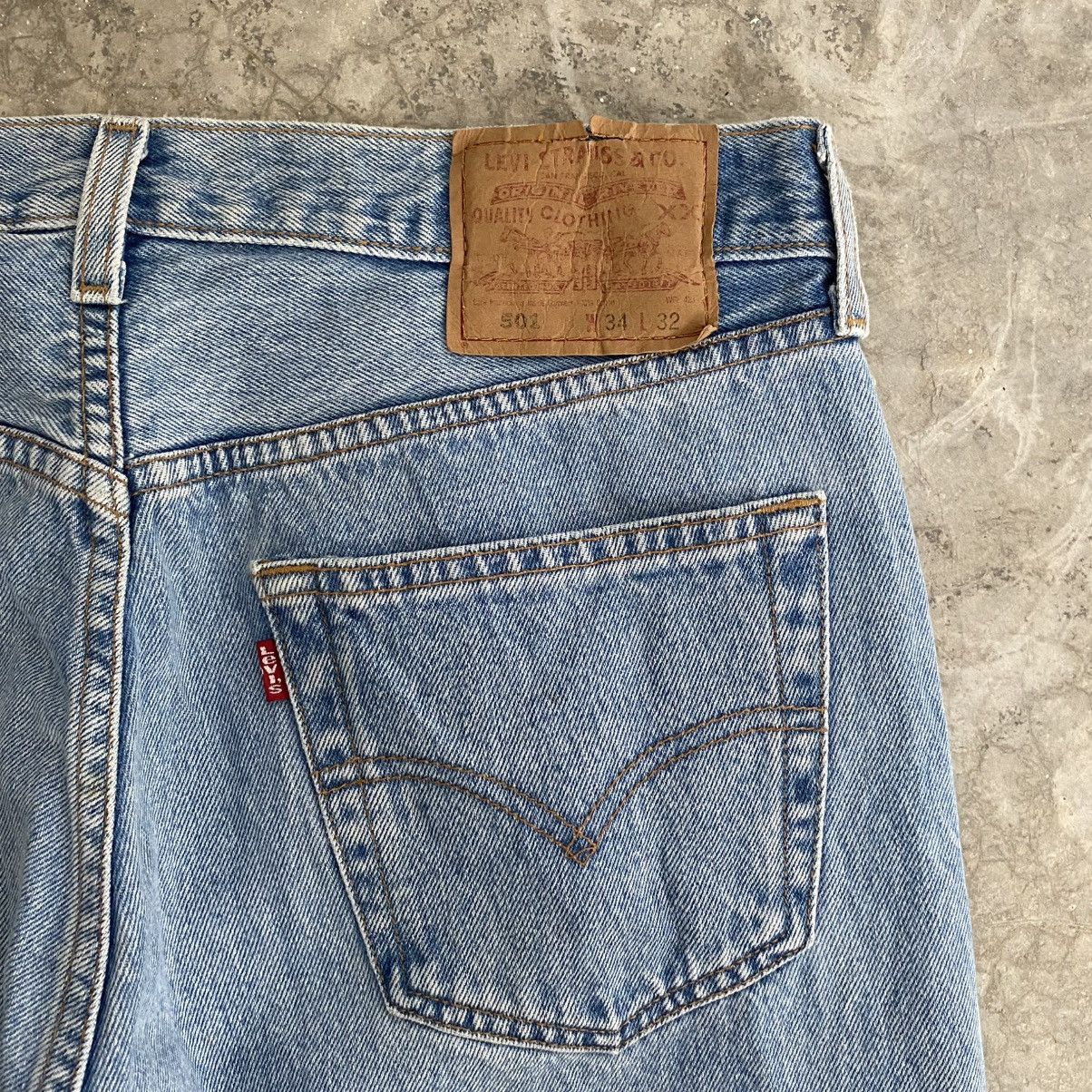 Levi's Size 32x31.5 Vintage Late 90’s Levis 501 Light Blue Jeans Size US 32 / EU 48 - 13 Thumbnail