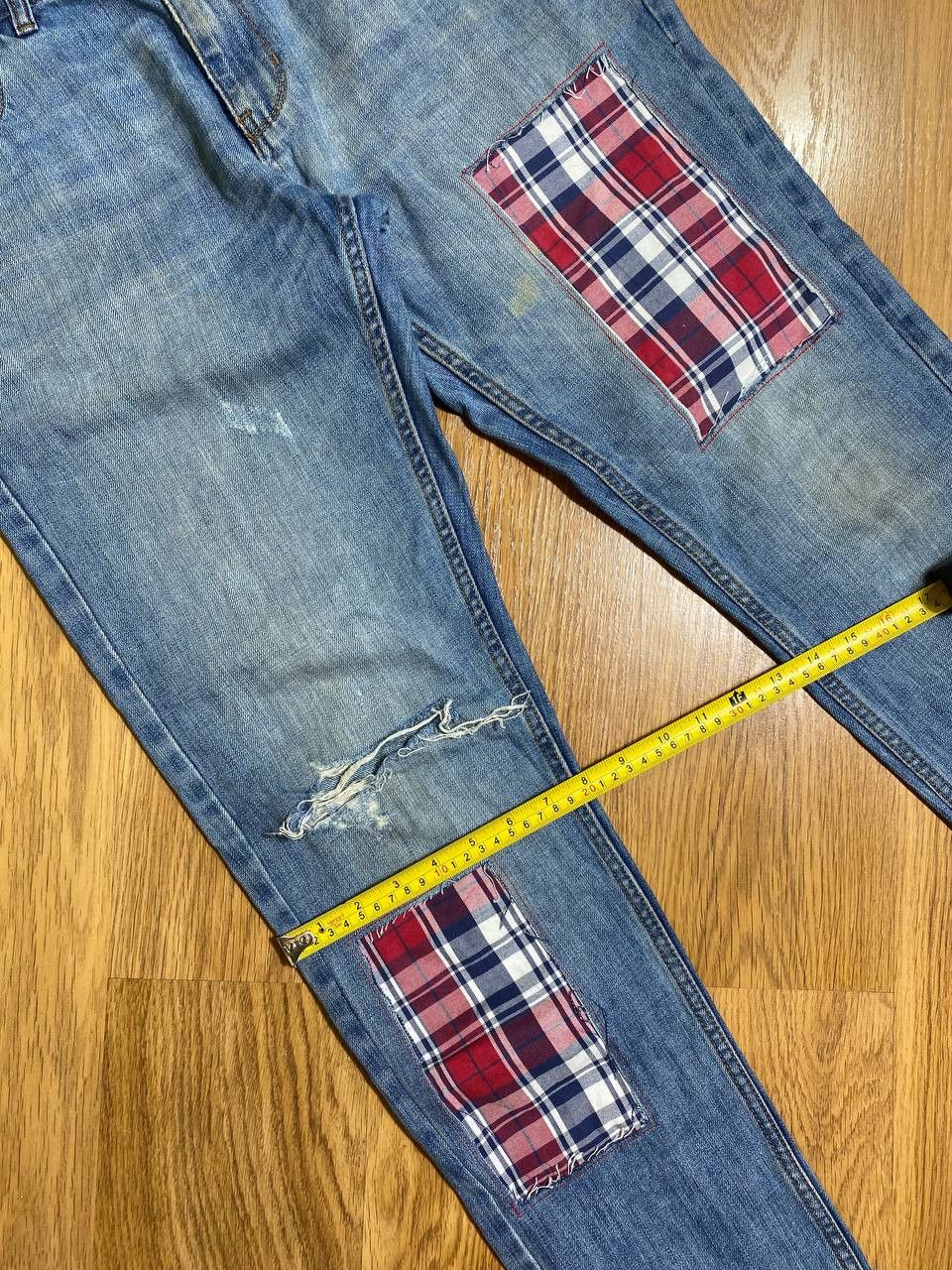 Japanese Brand Dirty Distressed Jeans Patchwork Painted Flared Baggy Size US 32 / EU 48 - 5 Thumbnail