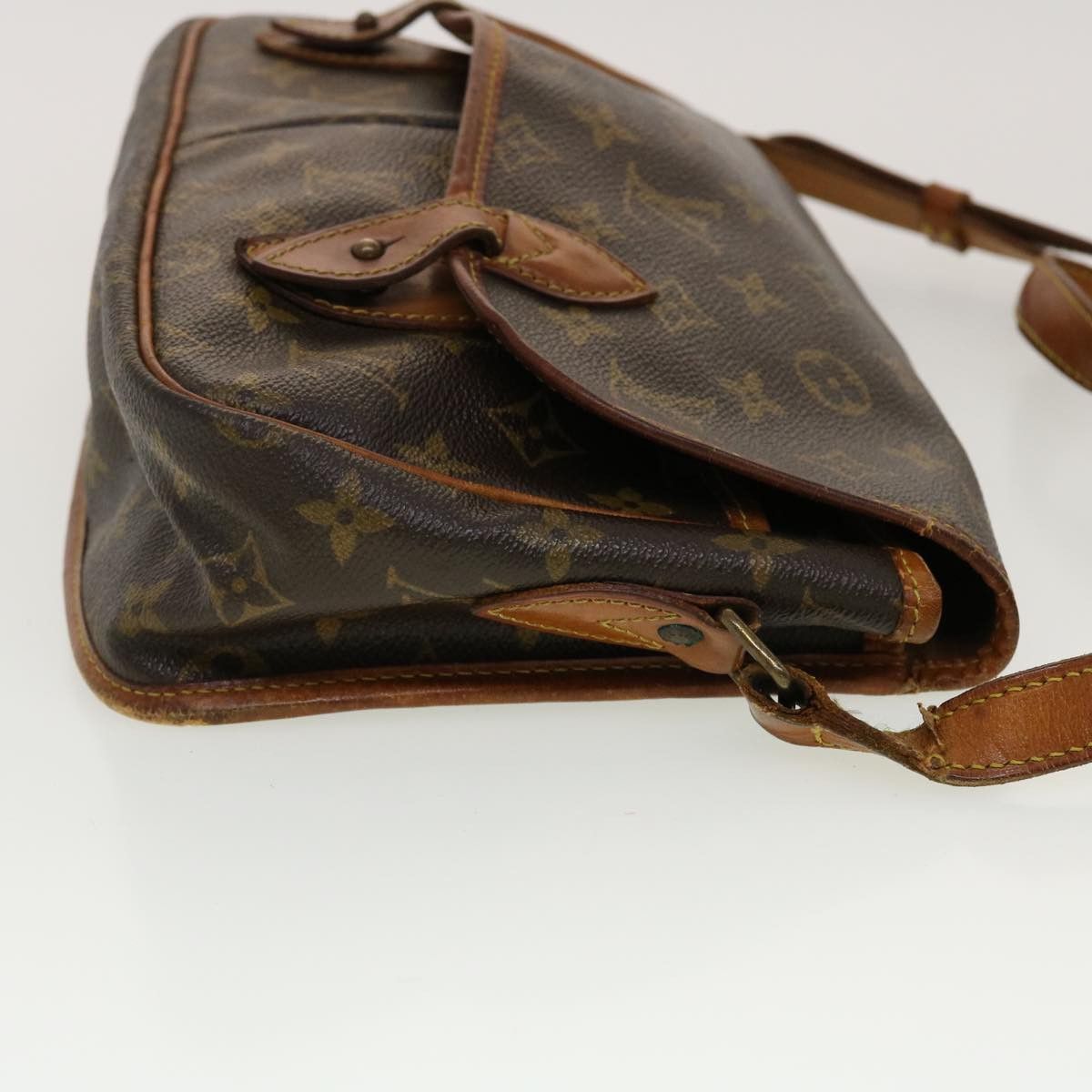 Louis Vuitton LOUIS VUITTON Monogram Gibeciere MM Shoulder Bag M42247 Size ONE SIZE - 4 Thumbnail