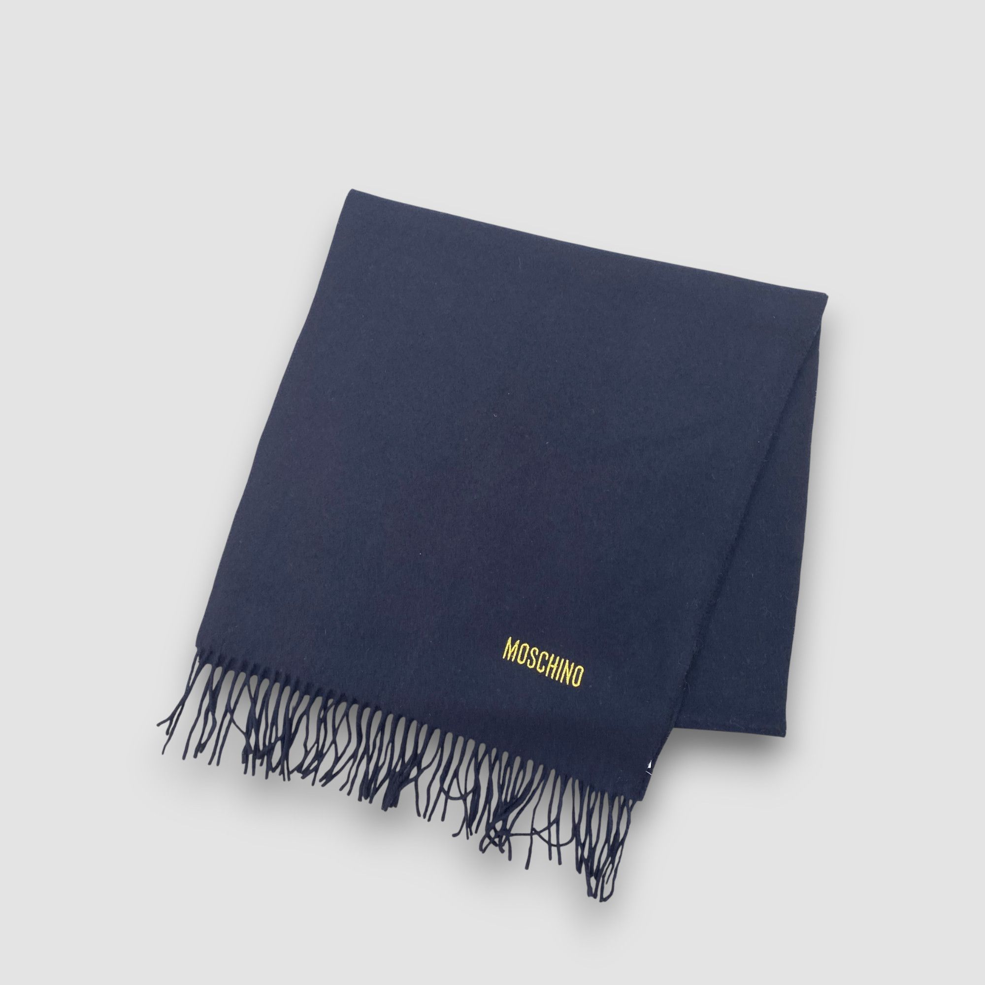 Japanese Brand Vintage Moschino Scarf Muffler Wool Fringe Winter Scarves Size ONE SIZE - 3 Thumbnail