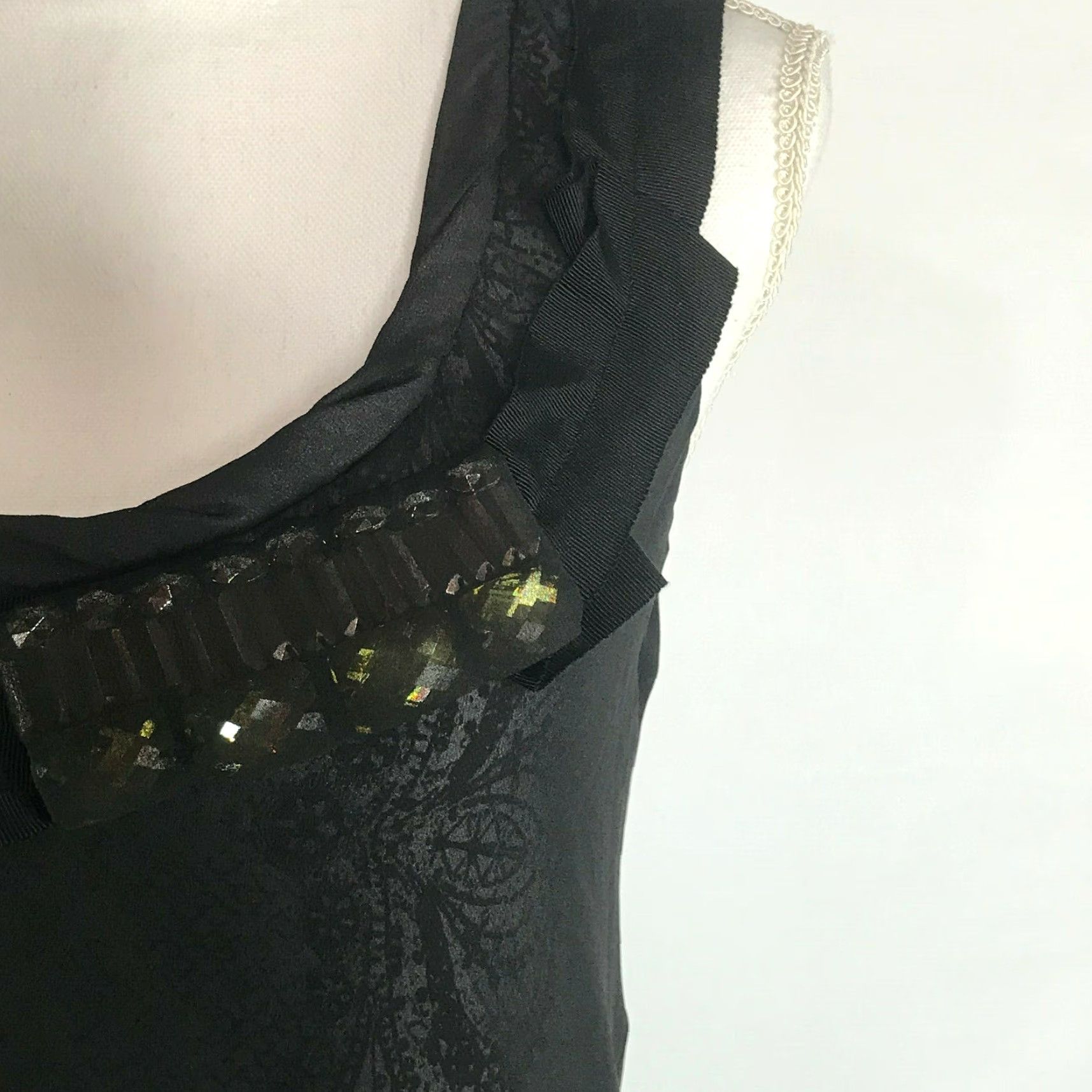 Vintage Cabi Womens XS Top Shirt Sleeveless Blouse Tank Party Holiday Black Gray Lining, Casual, Polyester,2008? Size XS / US 0-2 / IT 36-38 - 3 Thumbnail