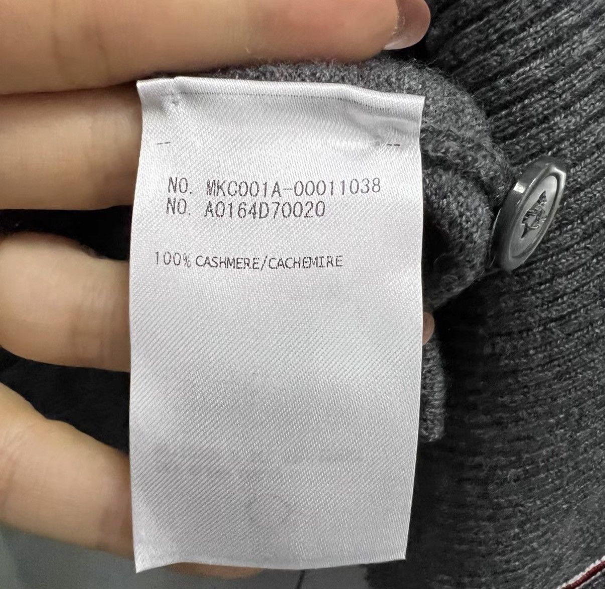 Thom Browne Thom Browne Classic Four-Stripe Knit Cardigan J41 Size S / US 4 / IT 40 - 3 Thumbnail