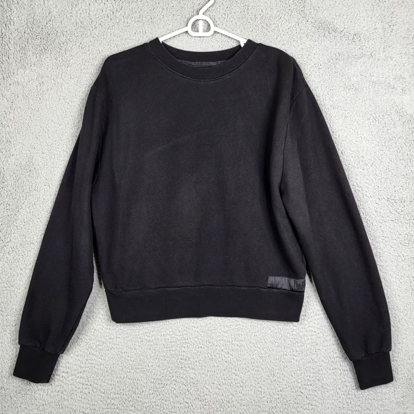 Vintage FIORLA Women's XS Organic cotton silk blend sweatshirt Crew Neck Pullover Black Logo All Seasons Activewear Sweatshirt, Regular Fit Size XS / US 0-2 / IT 36-38 - 6 Thumbnail