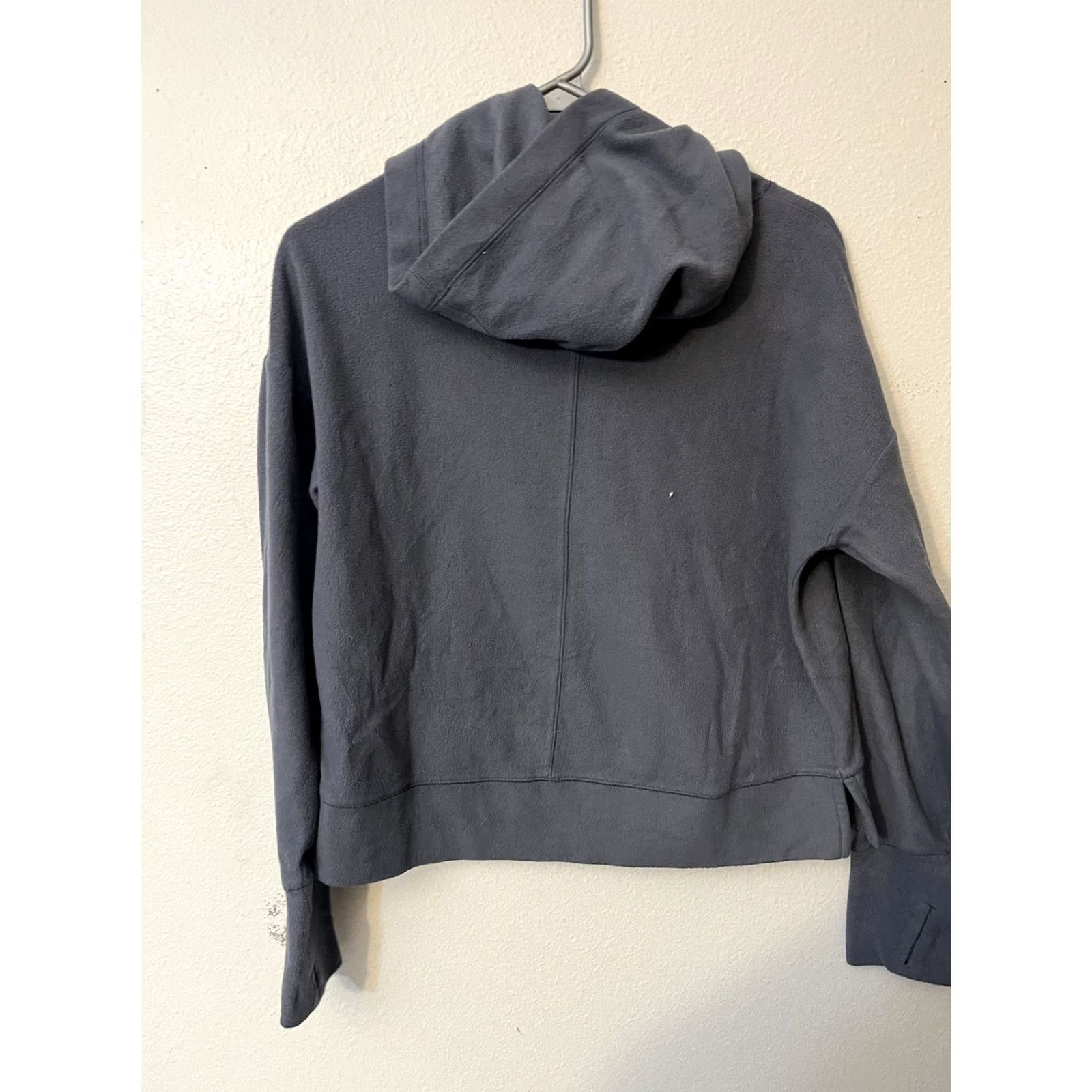 Victoria's Secret Victoria'S Secret Shirt Womens S Gray VSX Sport Fleece Pullover Sweatshirt Crop Hoodie Smal Size S / US 4 / IT 40 - 2 Thumbnail