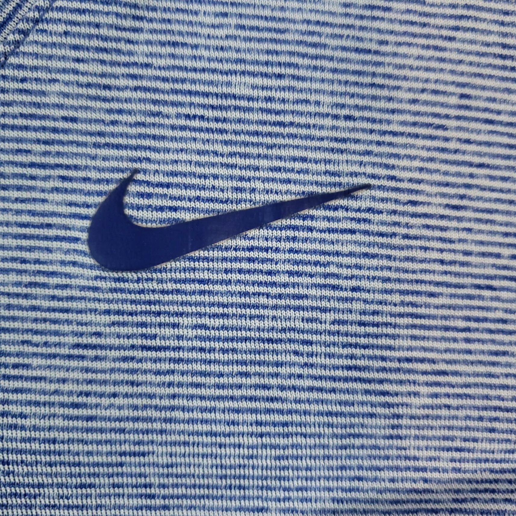 Nike Nike Dri-Fit Shirt Womens Large Blue V-Neck Short Sleeve Logo T-Shirt Size L / US 10 / IT 46 - 5 Thumbnail