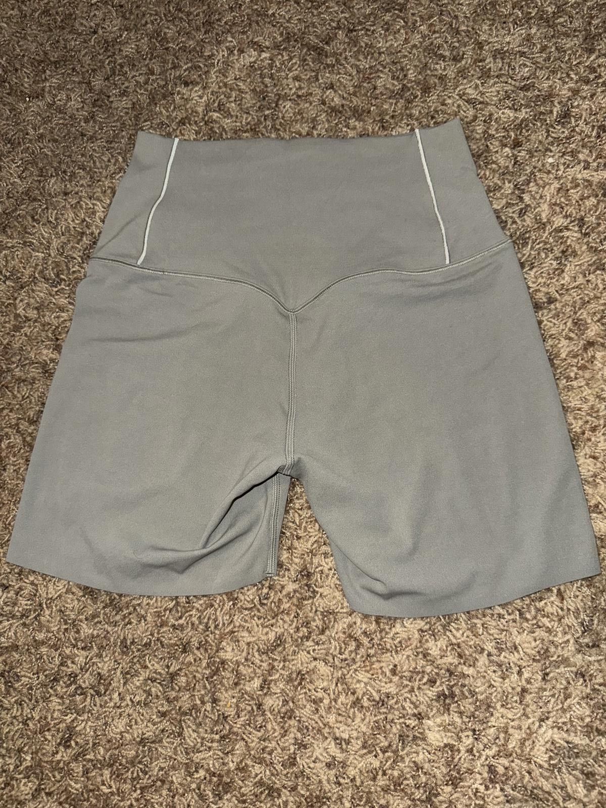 Nike Nike Zenvy Women's High-Waisted 5" Biker Shorts Sample Size 28" / US 6 / IT 42 - 8 Thumbnail