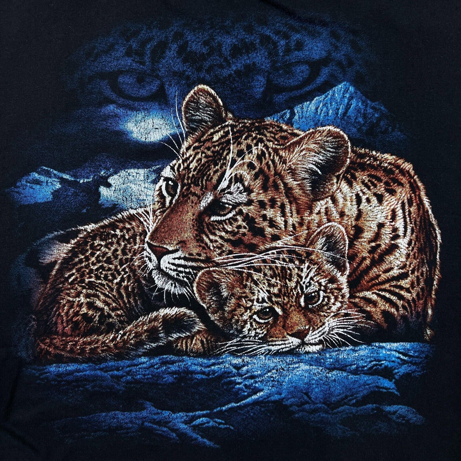 Vintage Vintage Cheetah T Shirt Double Sided Graphic Y2K Animal Tee Size US XL / EU 56 / 4 - 2 Thumbnail