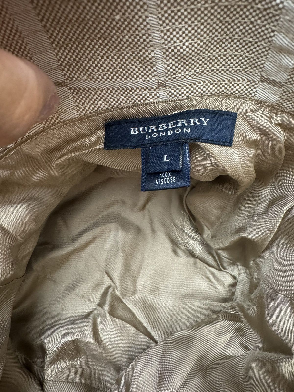 Burberry × Vintage Burberry Bucket Hat szL. Excellent condition. Size ONE SIZE - 6 Thumbnail