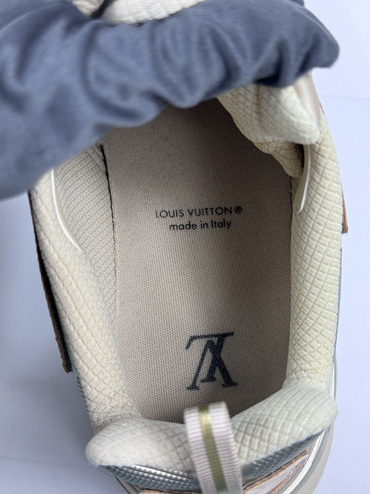 Louis Vuitton LV RUNNING TATIC SNEAKERS Size US 11 / EU 44 - 9 Thumbnail