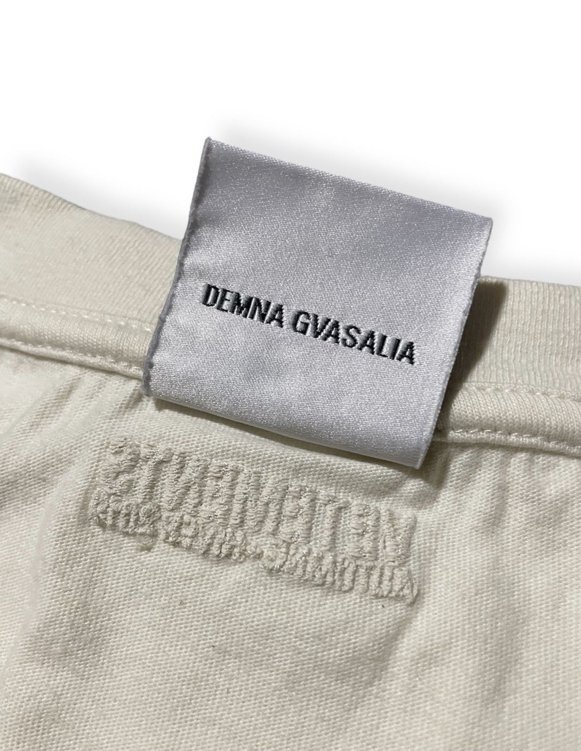 Vetements AW19 “SunDAY “ Oversized T-Shirt Size US S / EU 44-46 / 1 - 8 Thumbnail