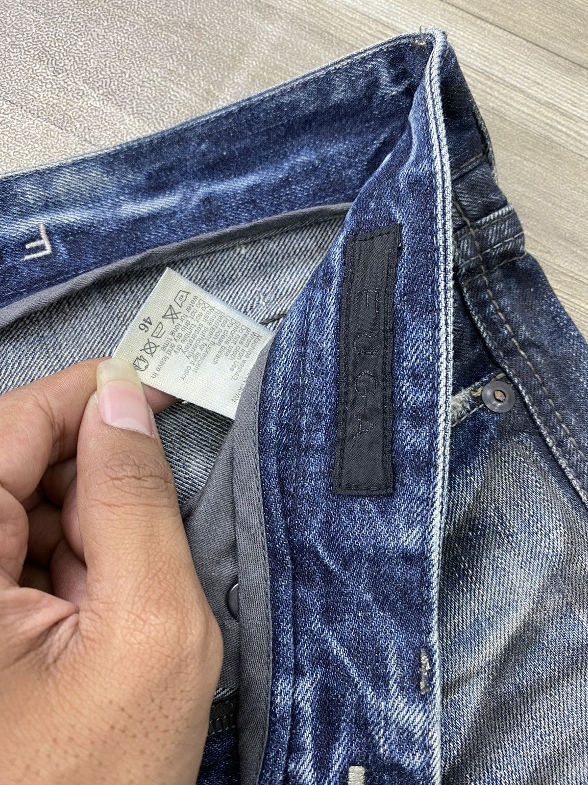 If Six Was Nine 2000s Fuga Cavarize Clawmarks Distressed Faded Flared Jeans Size US 32 / EU 48 - 12 Thumbnail