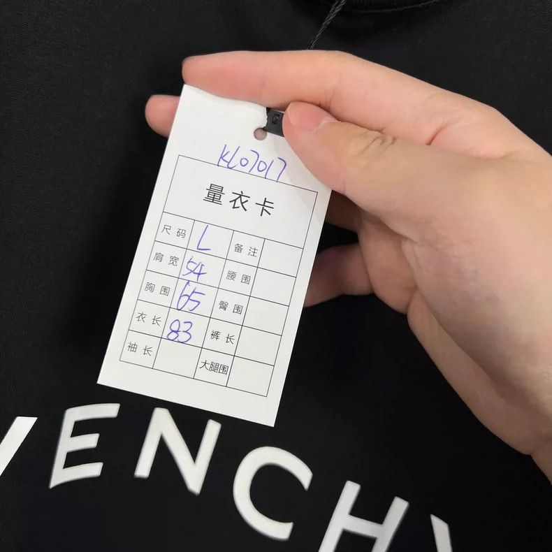 Givenchy Givenchy Printed Letter Short Sleeve 2506-Nextarrow Size US L / EU 52-54 / 3 - 6 Thumbnail