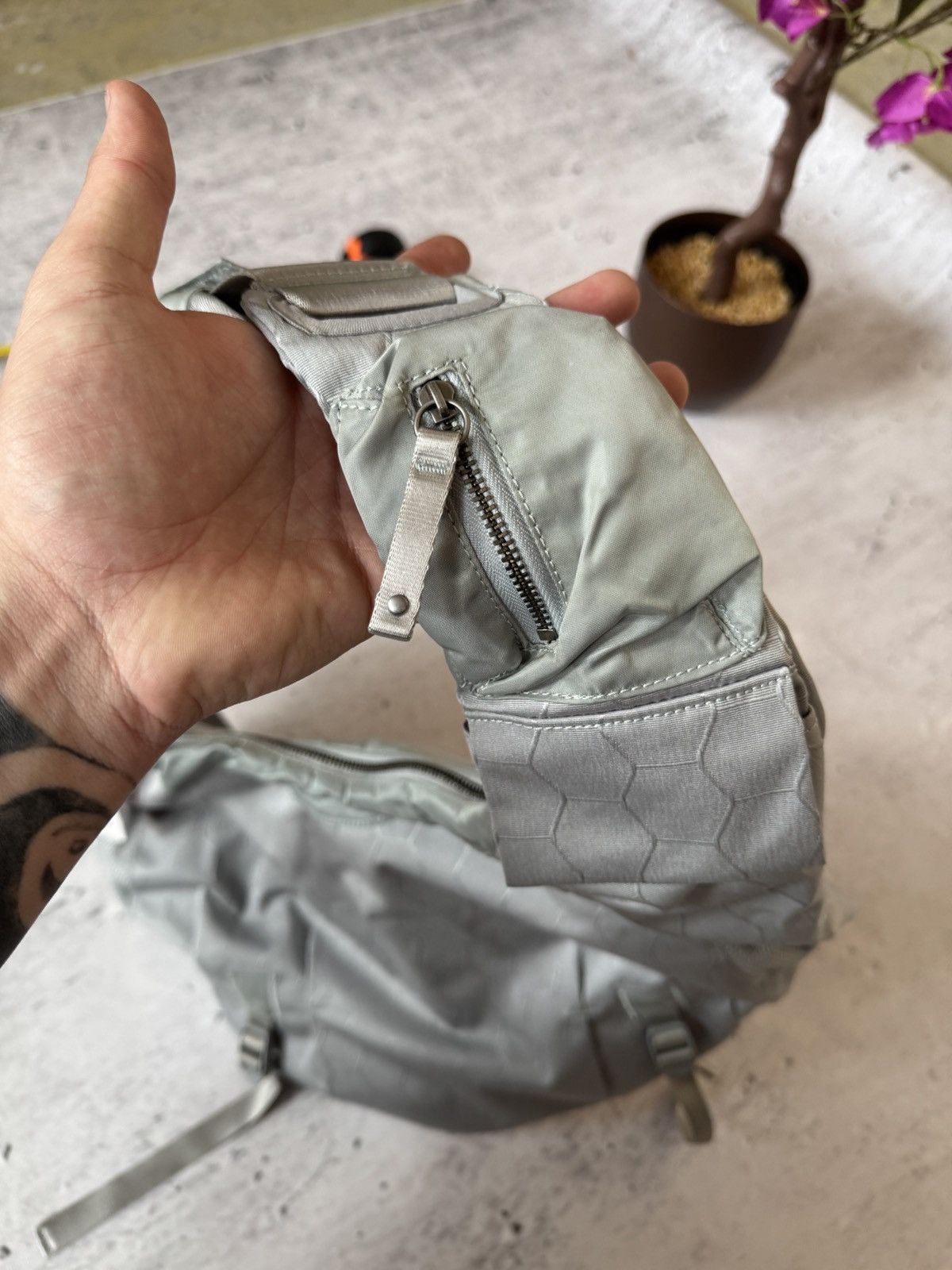 Nike × Vintage NIKE VINTAGE BASIC LOGO 00s 90s PINTEREST STYLE SLING BAG Size ONE SIZE - 9 Thumbnail