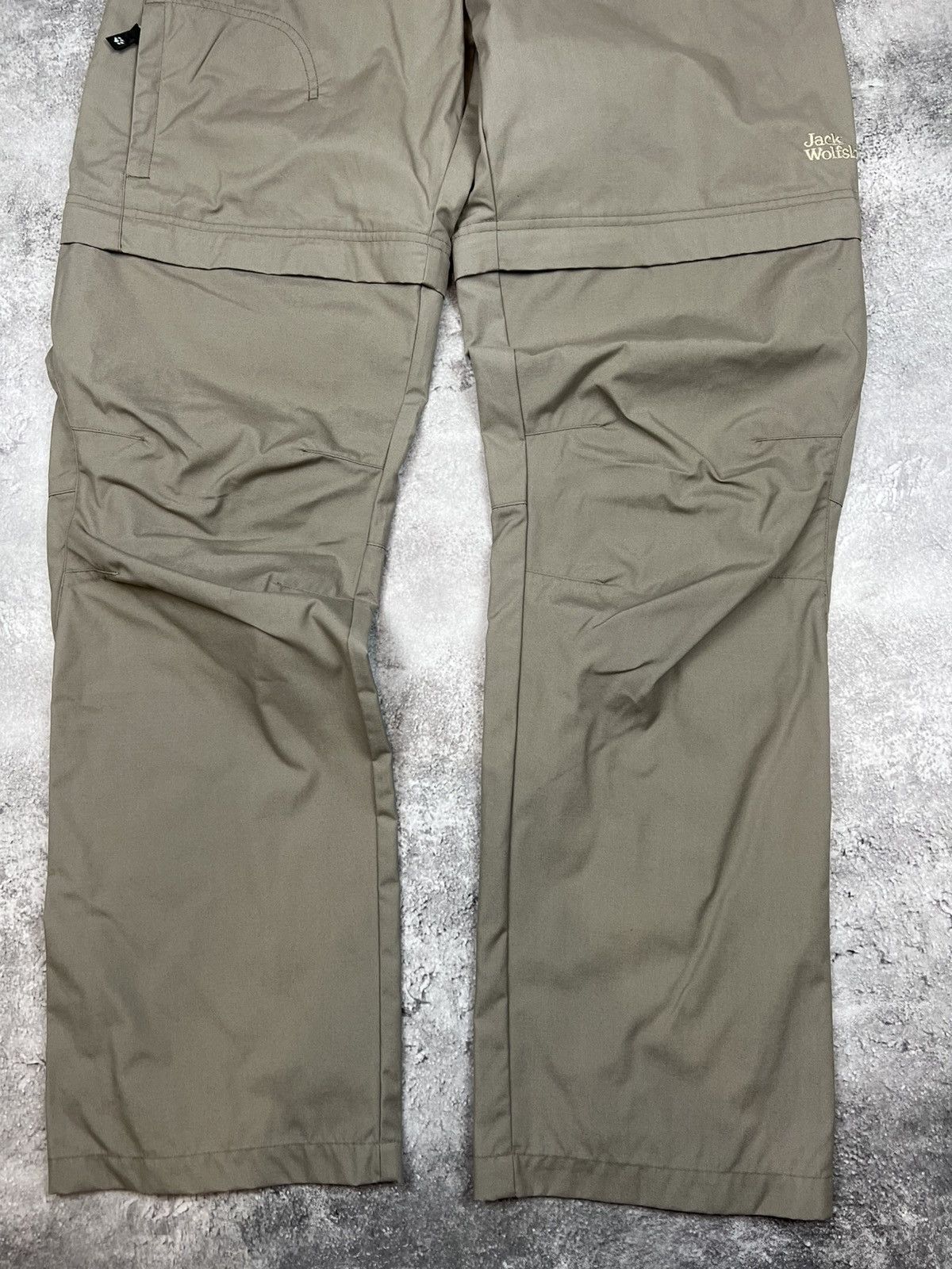Jack Wolfskin Jack Wolfskin Cream Womens Transformer Pants Size 30" / US 8 / IT 44 - 2 Thumbnail