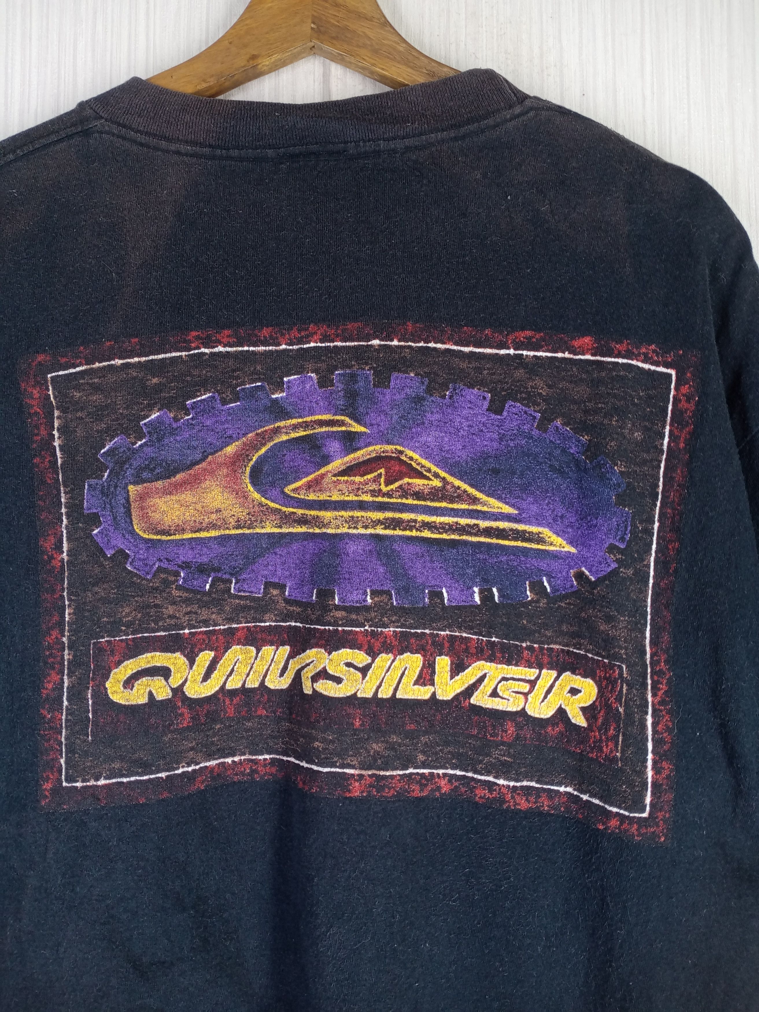 Quicksilver Rare Vintage 90s Quicksilver Internationals Big Logo Tshirt Size US L / EU 52-54 / 3 - 1 Thumbnail