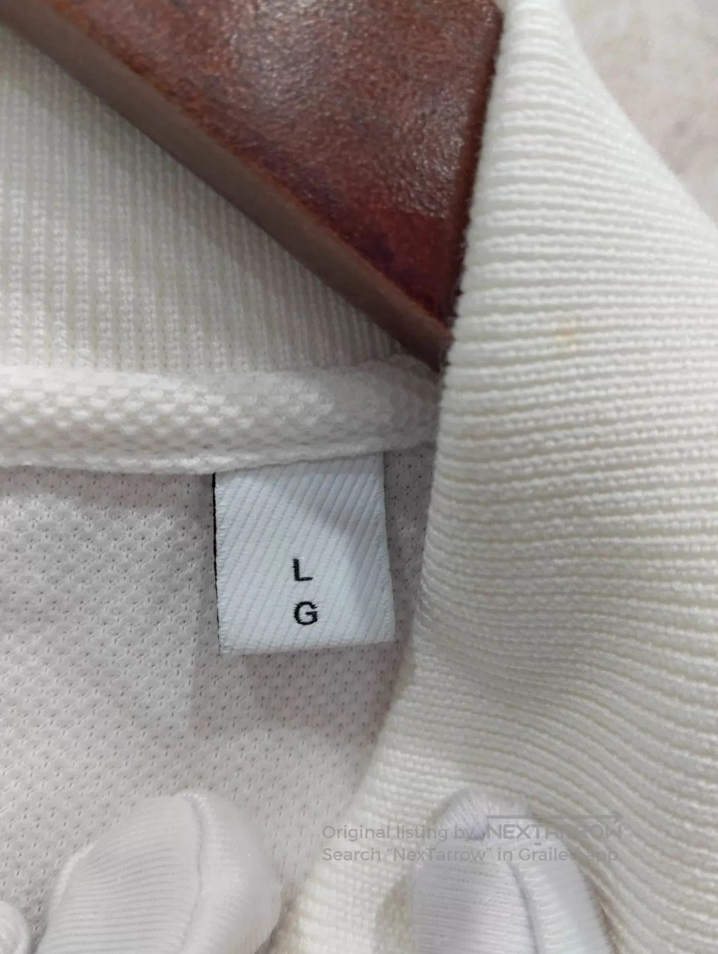 Burberry White Short Sleeve Polo Shirt Size L. Size US L / EU 52-54 / 3 - 5 Thumbnail