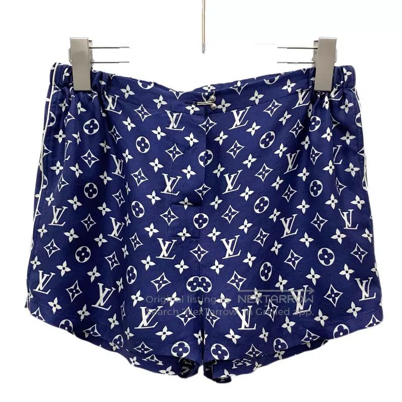 Louis Vuitton Louis Vuitton Blue presbyopic full-print shorts Size US 38 / EU 54 - 1 Thumbnail