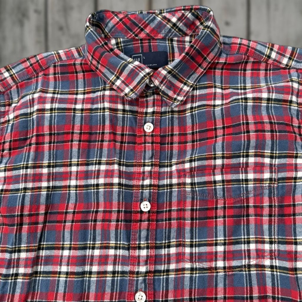 Gap GAP Shirt Mens Large Flannel Long Sleeve Red Plaid 100% Cotton Button-Up Casual Regular Fit Pocket Size US L / EU 52-54 / 3 - 1 Thumbnail