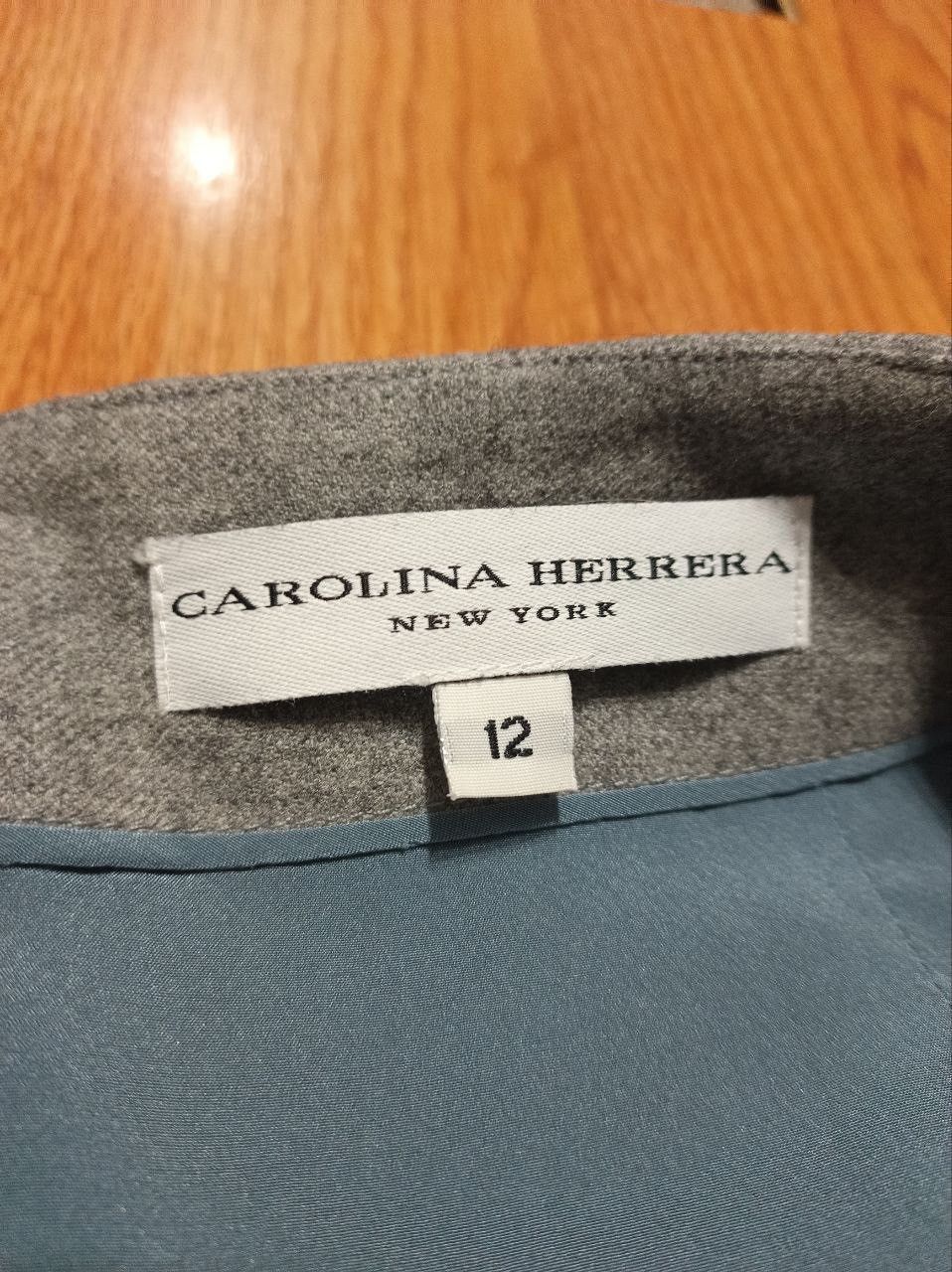 Carolina Herrera CAROLINA HERRERA Classic Gray Wool Cashmere Pencil Skirt 12 Size 34" / US 12 / IT 48 - 9 Thumbnail