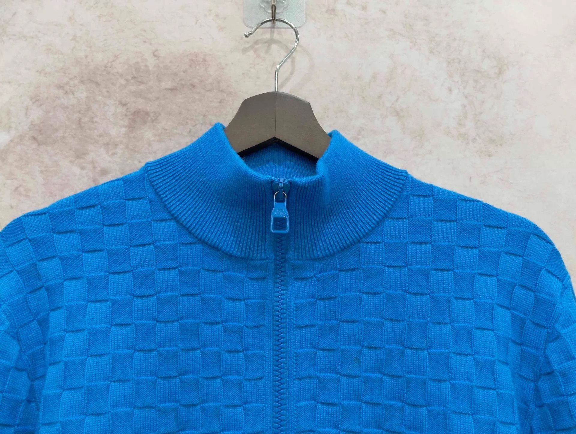Louis Vuitton Blue Zip-Up Checkered Knit Sweater (M) Size US M / EU 48-50 / 2 - 3 Thumbnail