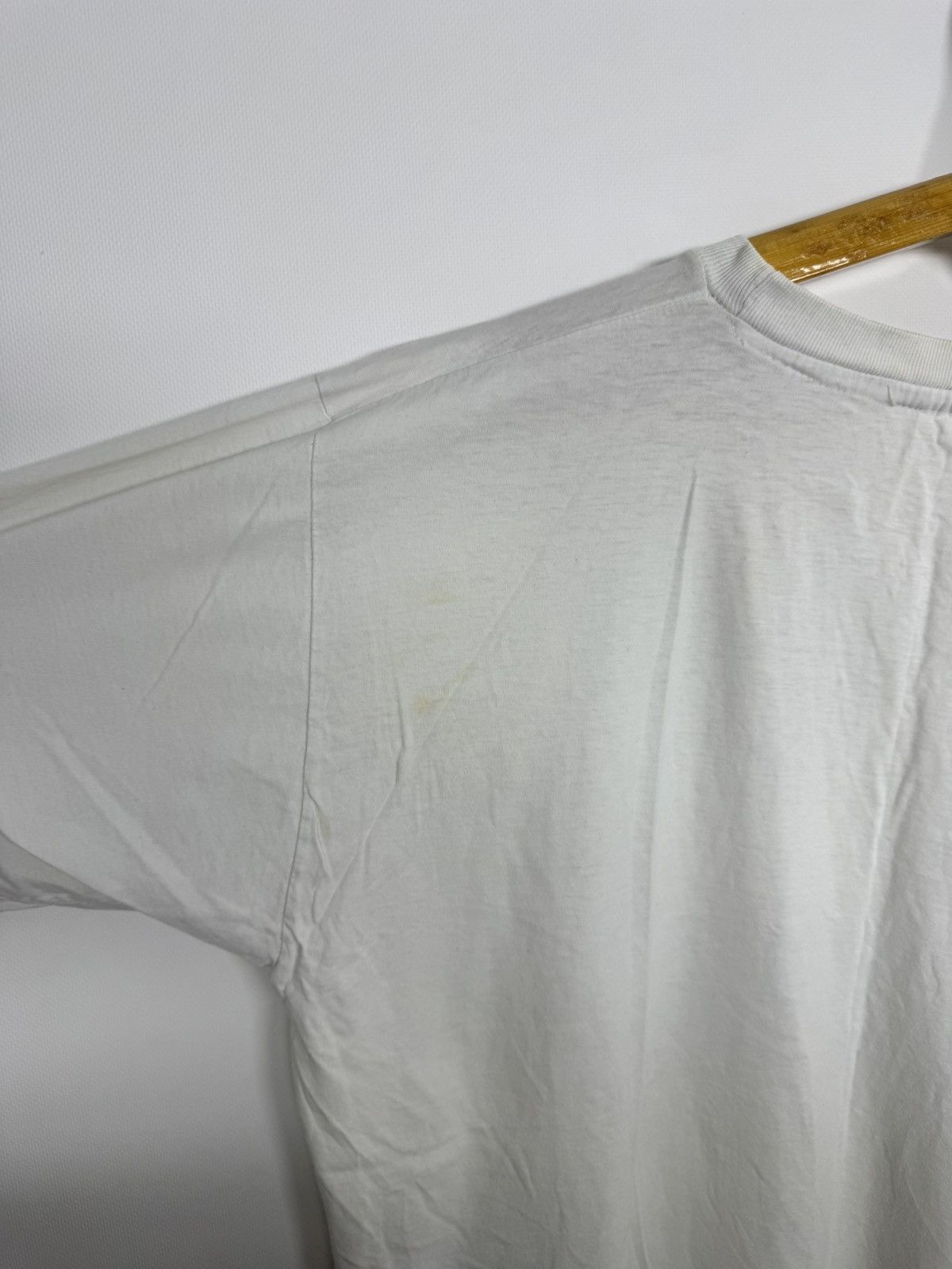 Vintage Vintage Les Miserables Big Logo T-Short 00’s Size US L / EU 52-54 / 3 - 10 Thumbnail