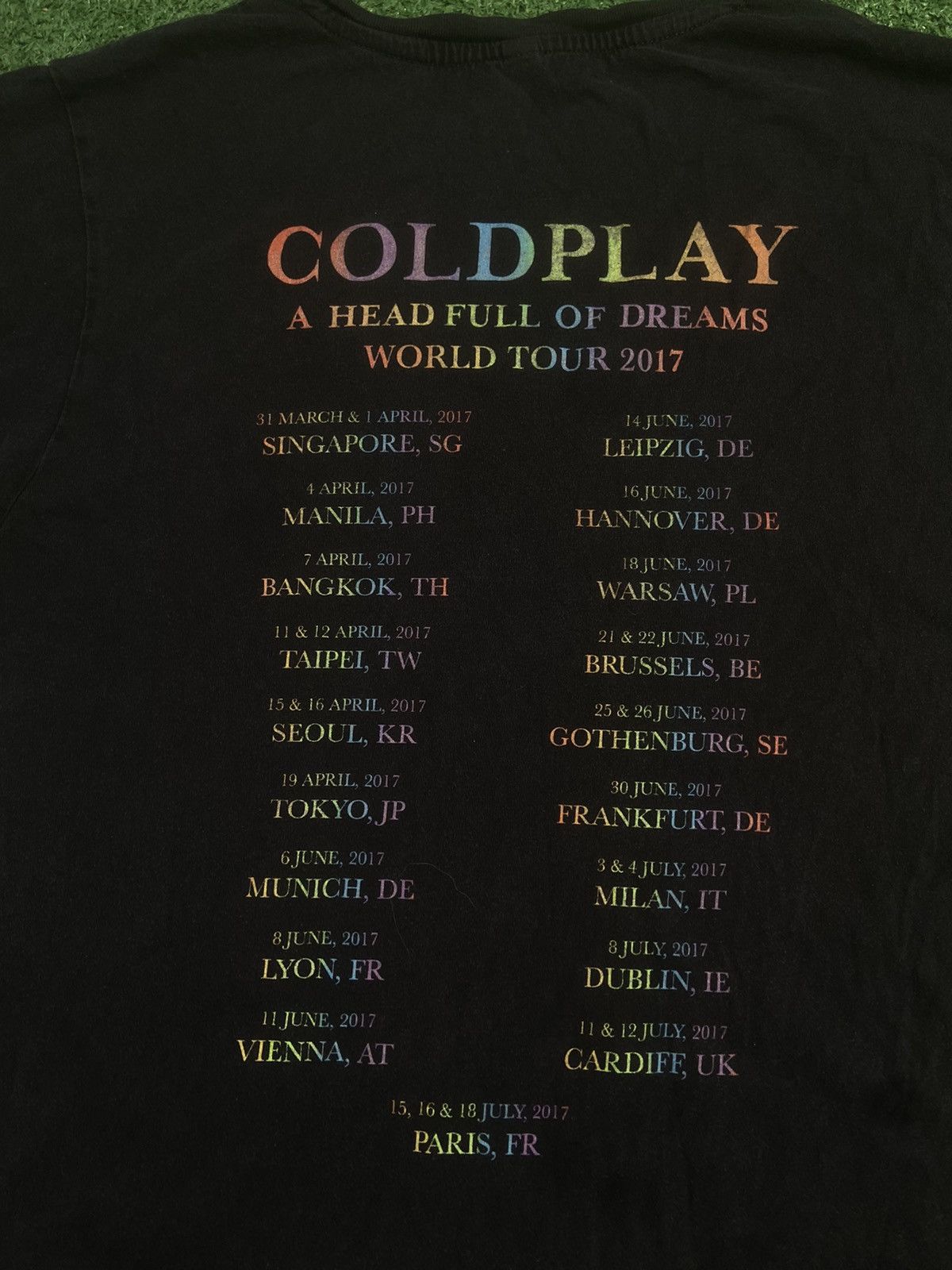 Band Tees Band merch coldplay tee tshirt Size US S / EU 44-46 / 1 - 2 Thumbnail