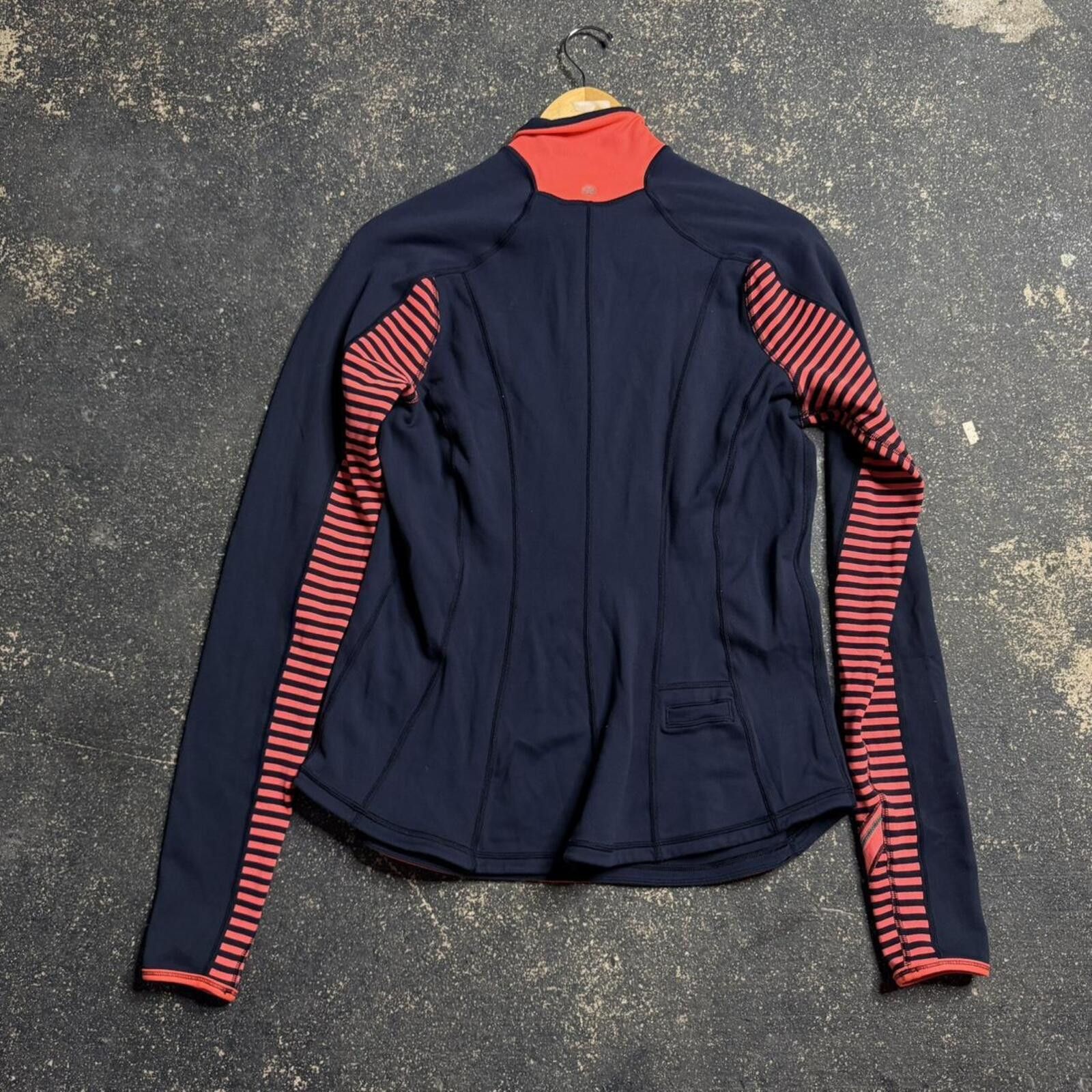 Lululemon Lululemon "Run: With It" Flash Reflective 1/2 Zip Size US M / EU 48-50 / 2 - 5 Thumbnail
