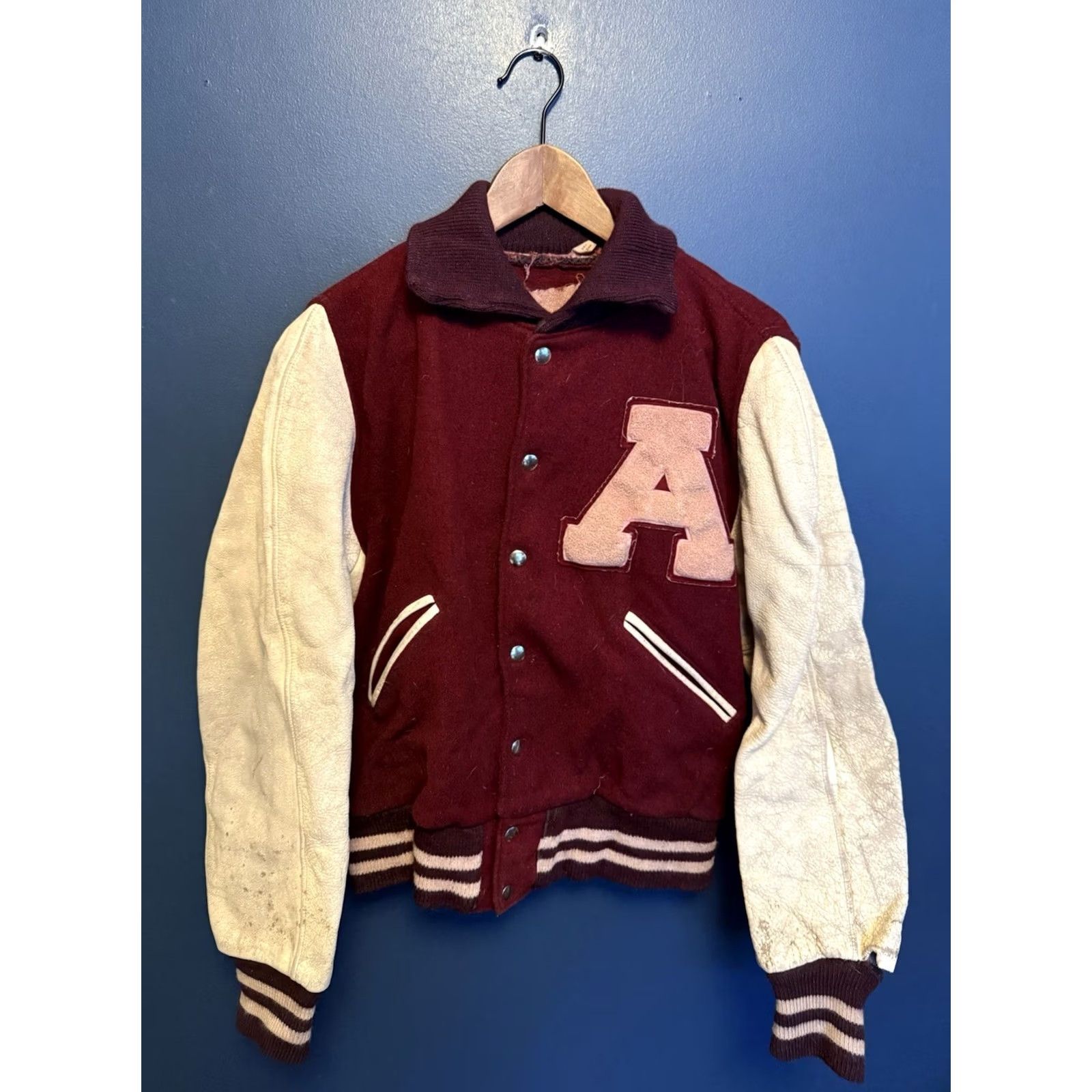 Vintage VINTAGE Finch Sportswear Anoka Tornados Wool Leather Varsity Jacket Medium Mens Maroon Wool Leather 60’s 40 measurements 23in 19in Size US M / EU 48-50 / 2 - 4 Thumbnail