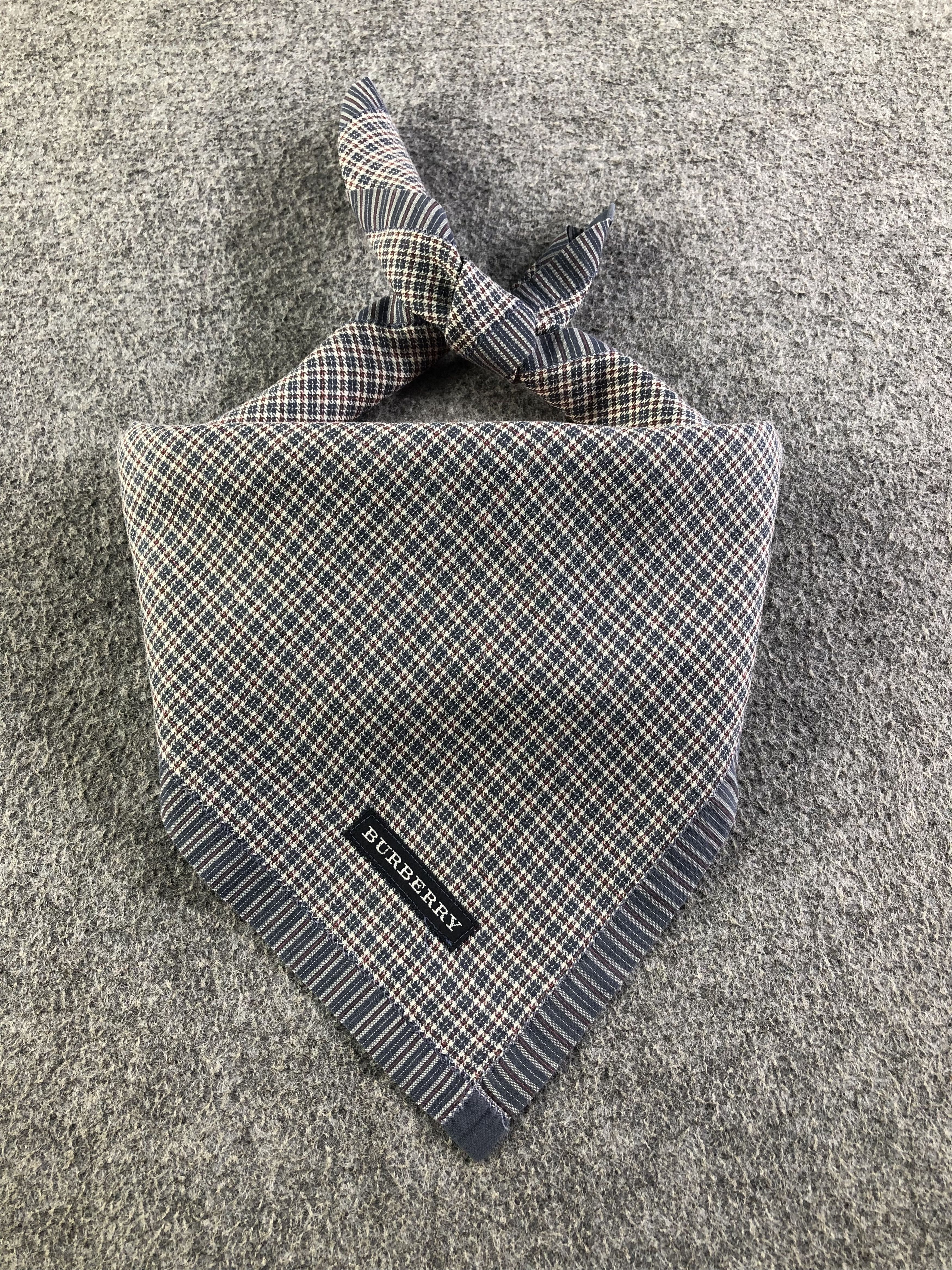 Burberry Burberry Handkerchief / Bandana / Neckerchief C422 Size ONE SIZE - 1 Thumbnail