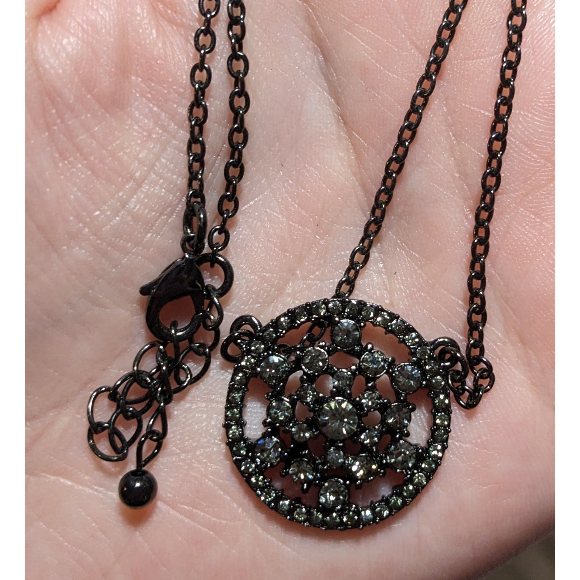 Other Gothic Rhinestone Snowflake Pendant Necklace Size ONE SIZE - 11 Thumbnail