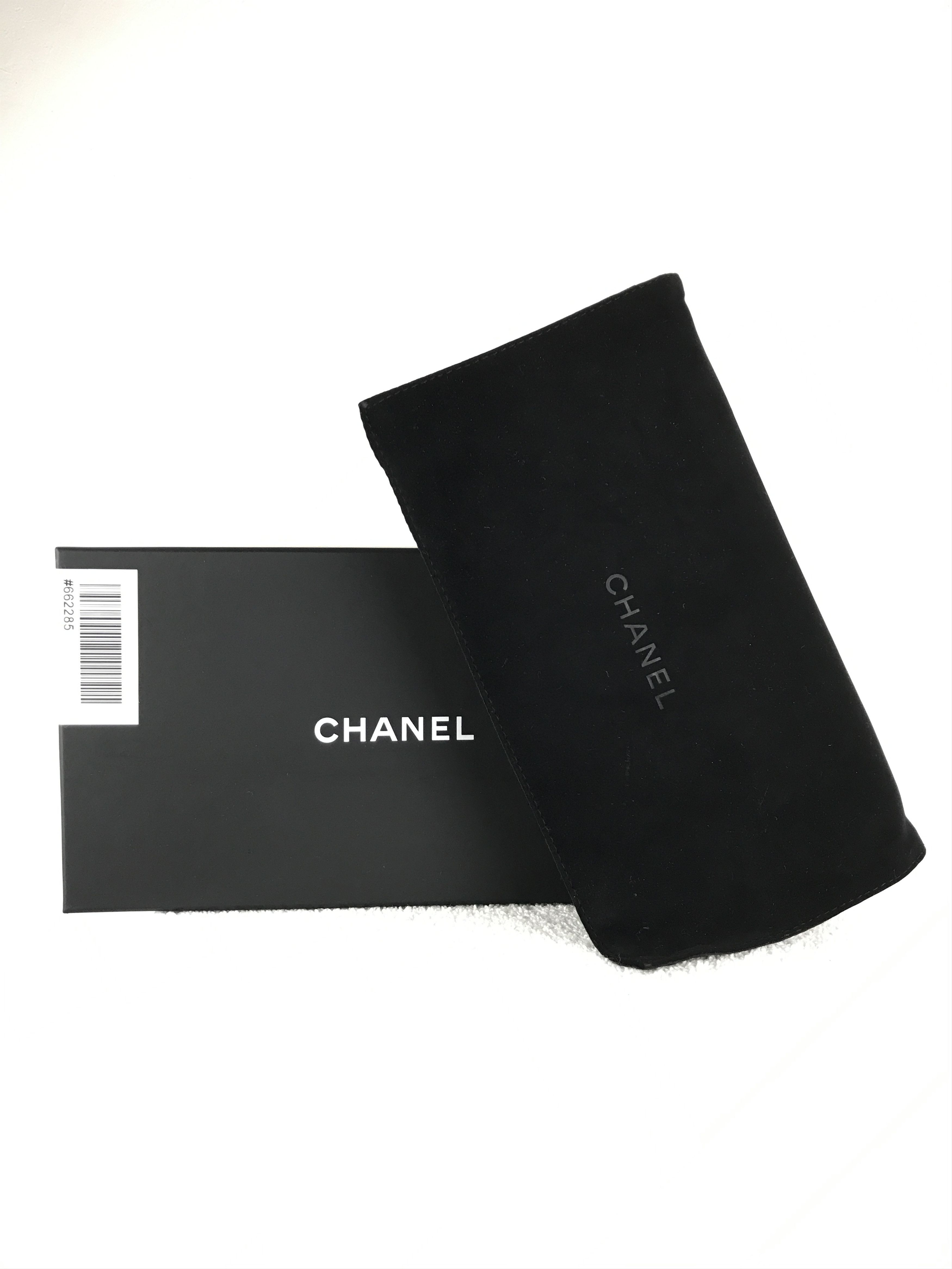 Chanel Vintage Chanel Zip Around Continental Wallet Purse With Box Size ONE SIZE - 2 Thumbnail