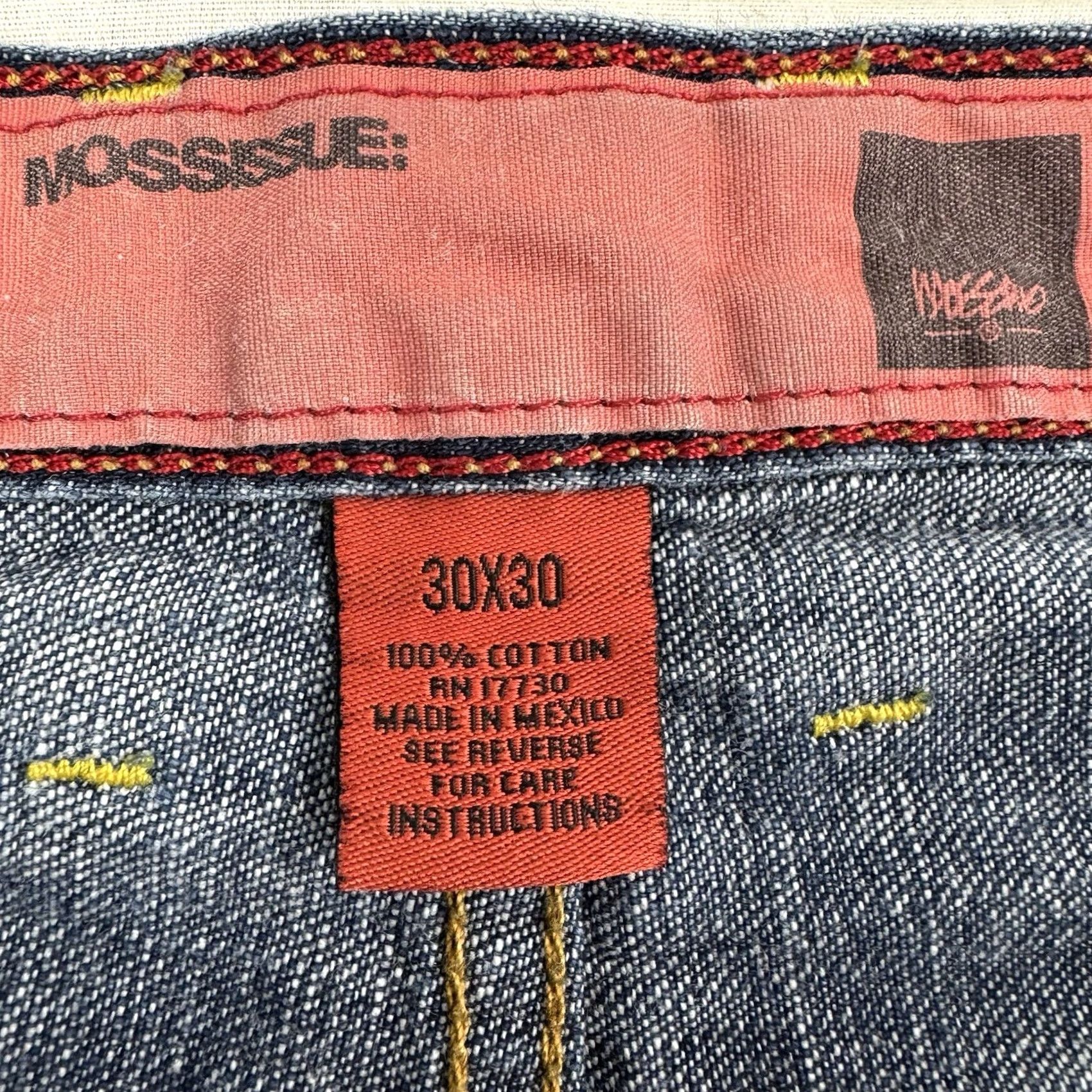 Mossimo VINTAGE Mossimo Jeans Men's 30x30 Baggy Relaxed Hipster Y2K 90s Punk USA Blue Cotton Jeans Relaxed Straight Mens 30 Inseam XS-? Size US 30 / EU 46 - 5 Thumbnail