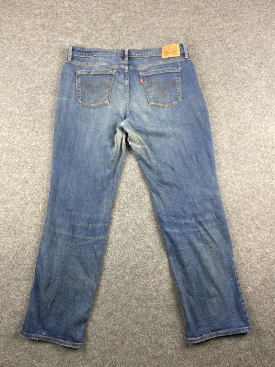Levi's levis 505 straight leg distressed denim Size 35" - 1 Thumbnail