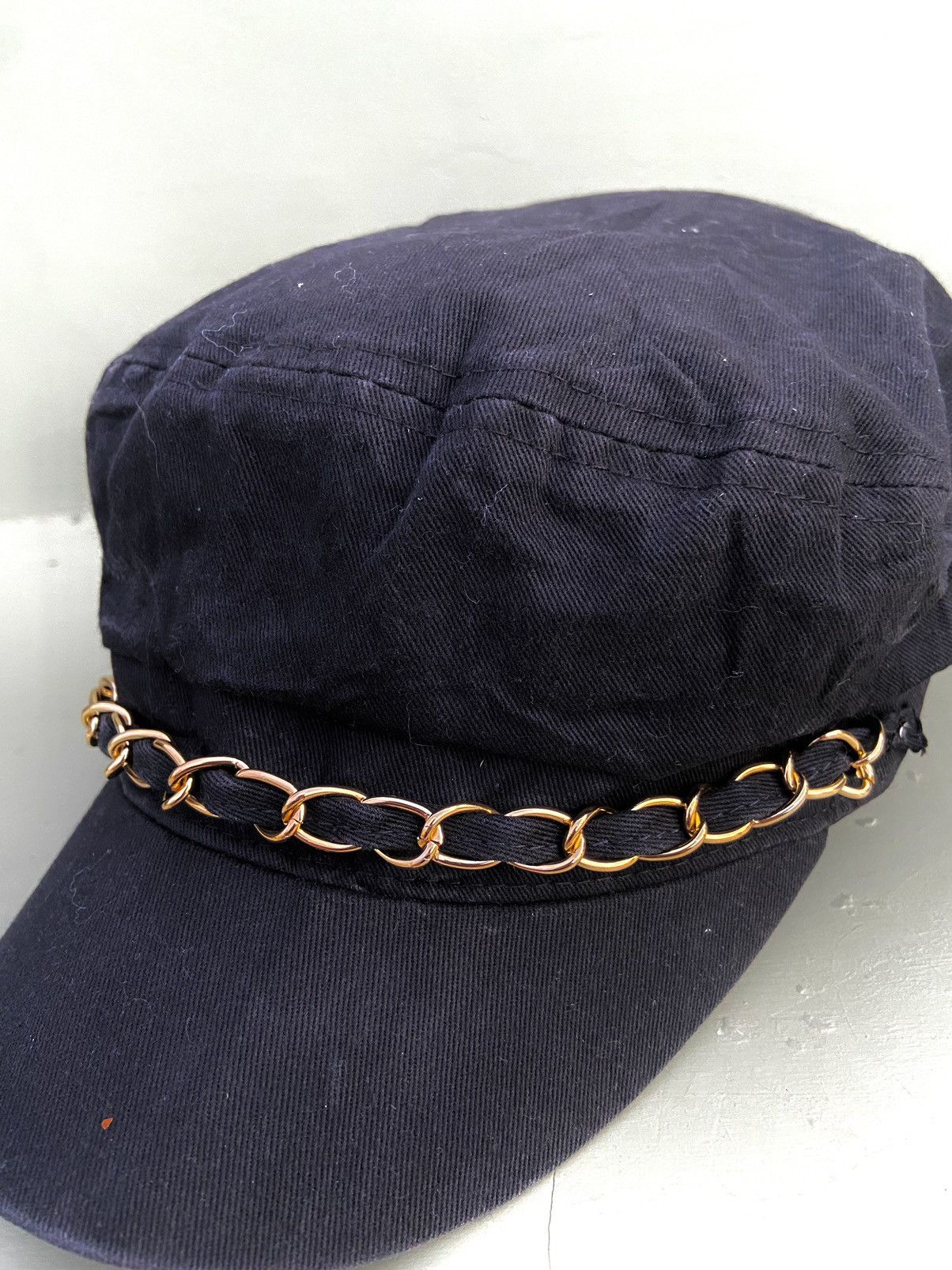 Le Grande Bleu (L.G.B.) 2000s Y2K Japanese style hat with gold chain Size ONE SIZE - 3 Thumbnail