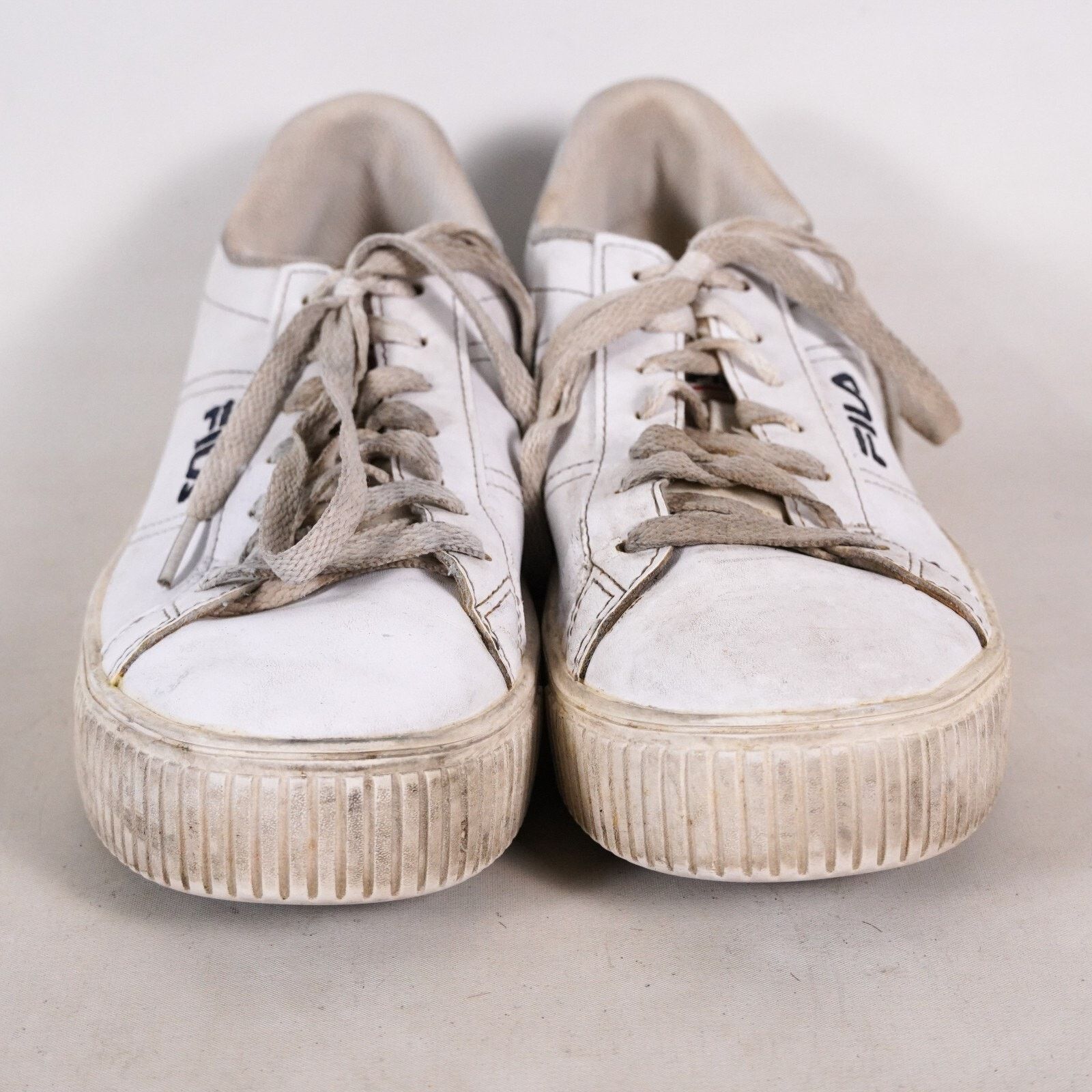 Fila Fila Athletic Shoes Casual Low Top Sneakers Women Size 7 Size US 7 / IT 37 - 2 Thumbnail