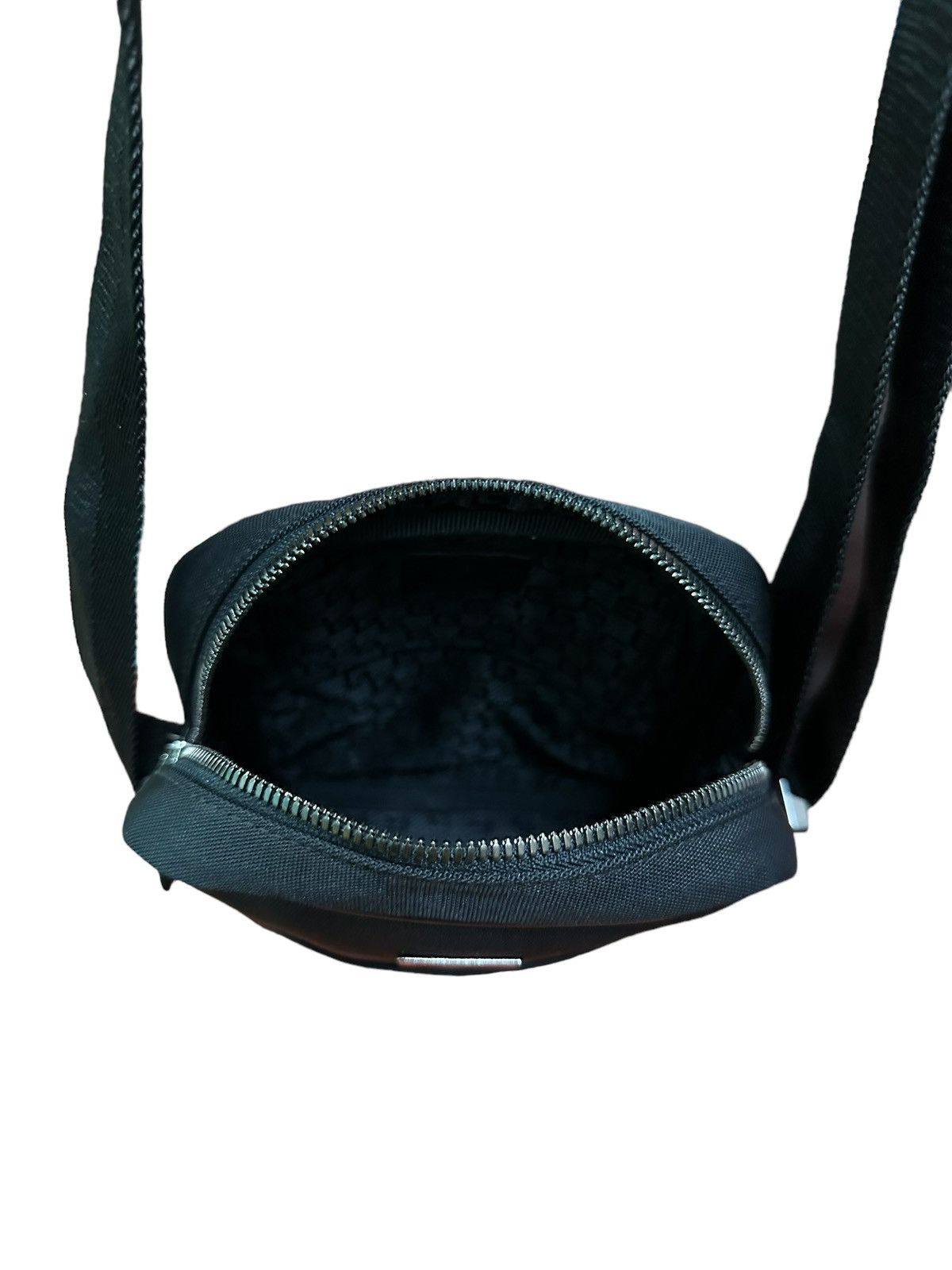 Gucci AUTHENTIC GUCCI SMALL BLACK CANVAS CROSSBODY BAG Size ONE SIZE - 13 Thumbnail