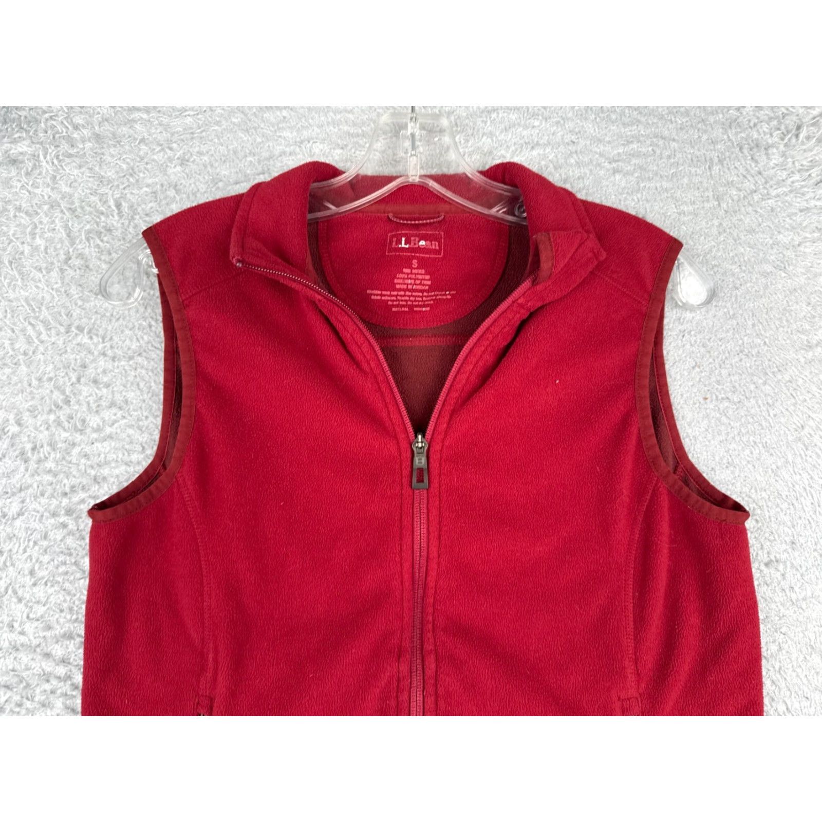 Vintage L.L. Bean Vest Women S Red Full Zip Sleeveless Polyester Fleece Pockets Solid Outdoor American Fall Spring Winter Womens Size S / US 4 / IT 40 - 4 Thumbnail