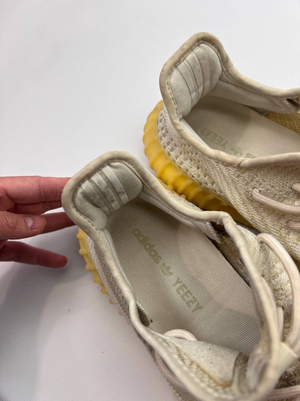 Adidas Adidas Yeezy 350 sneakers size US 11 1/2 Size US 11 / EU 44 - 17 Thumbnail