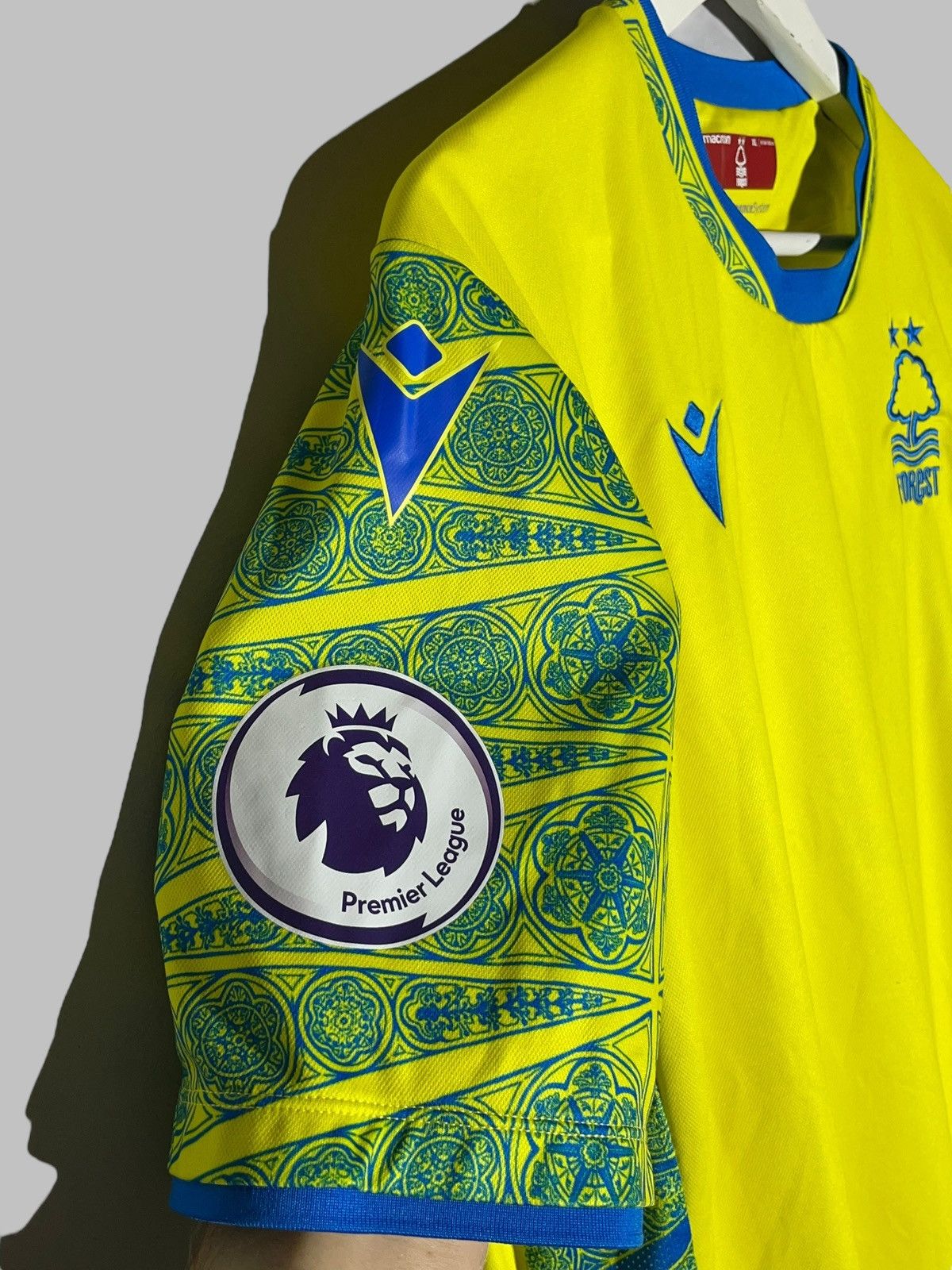 Macron #10 Gibbs-White Nottingham Forest Macron 2022/23 Away Jersey Size US XL / EU 56 / 4 - 4 Thumbnail