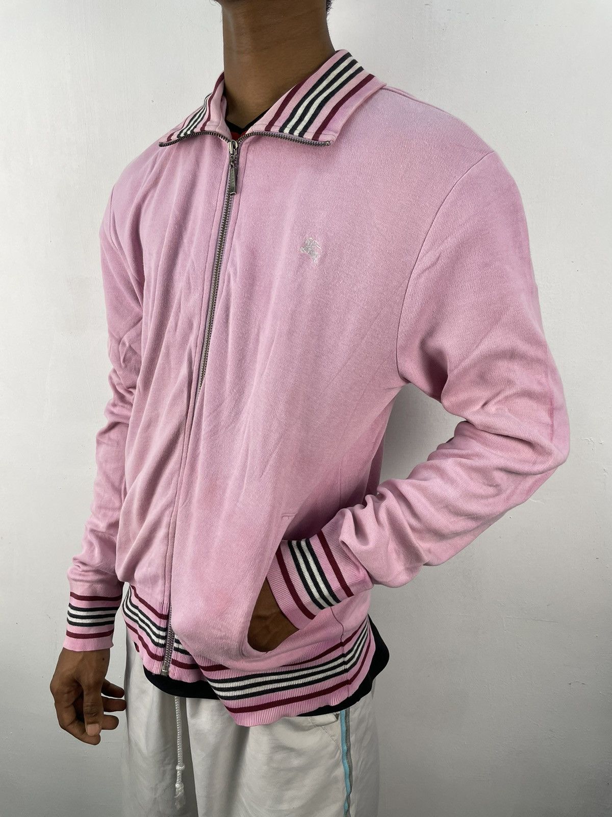 Burberry Burberry jacket zipper sweater pink color Size US M / EU 48-50 / 2 - 2 Thumbnail
