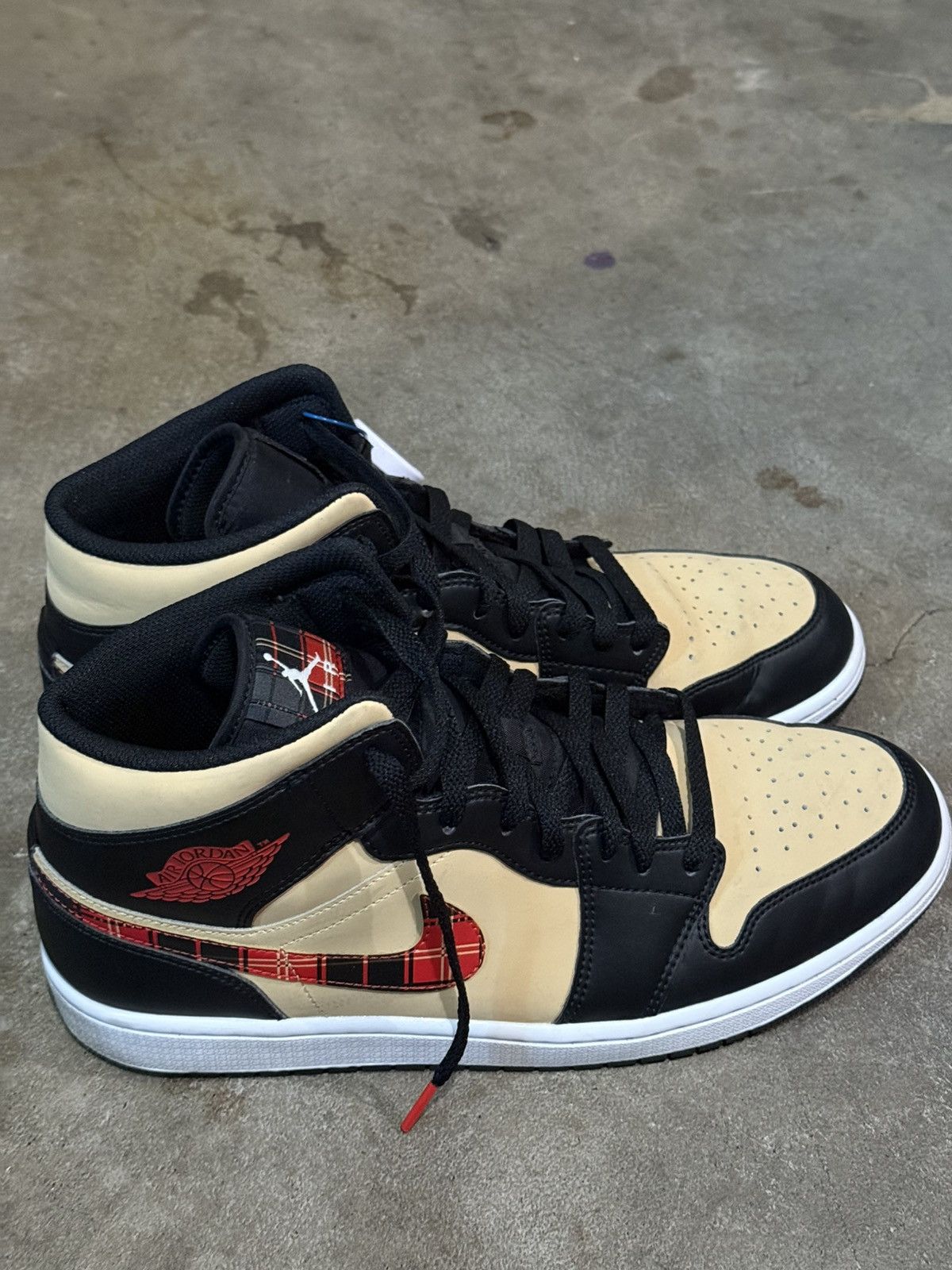 Nike Air Jordan 1 Mid - Tartan Swoosh Size US 11.5 / EU 44-45 - 2 Thumbnail
